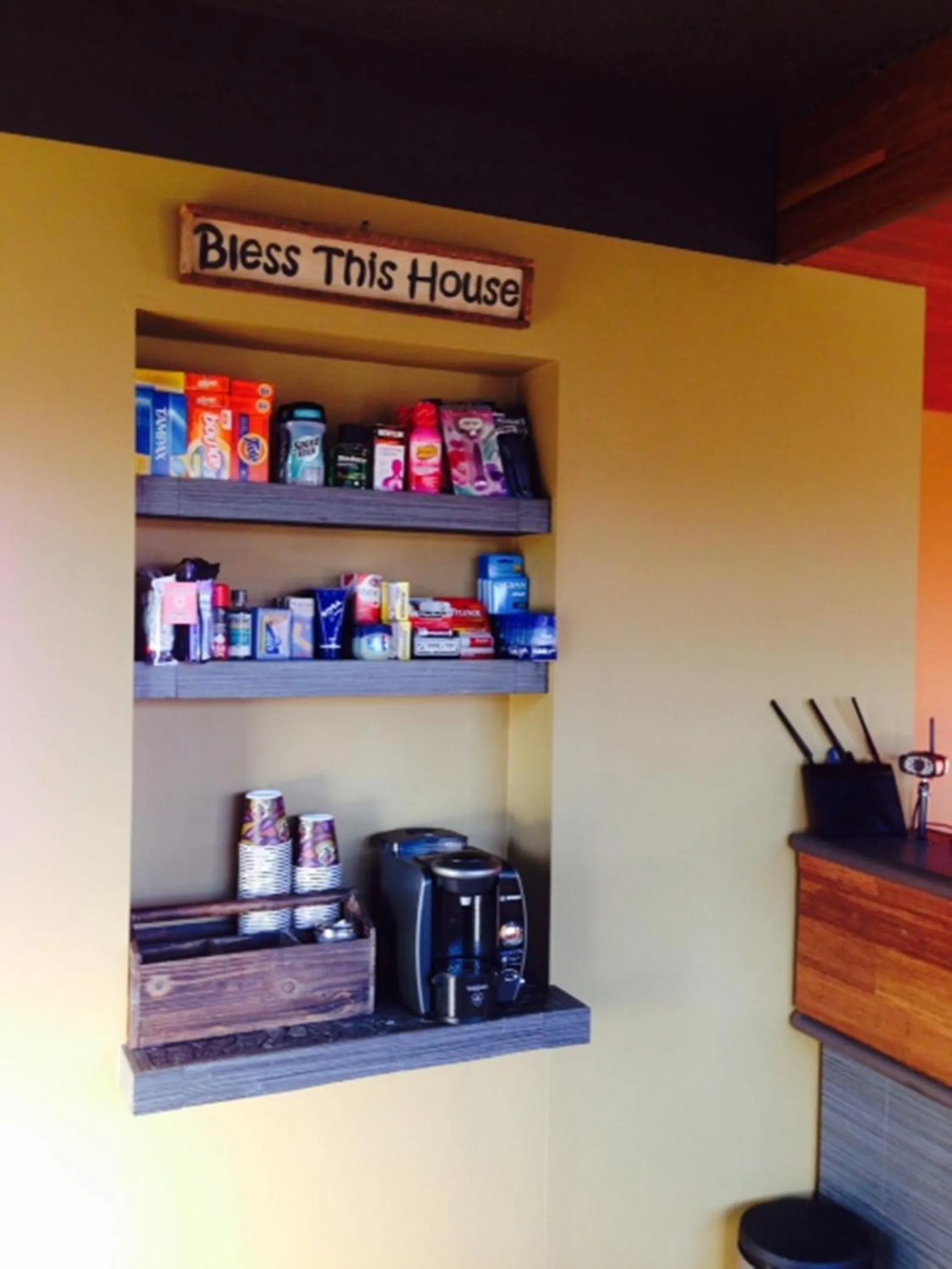 Food and drinks in Nice Inn Edmonton