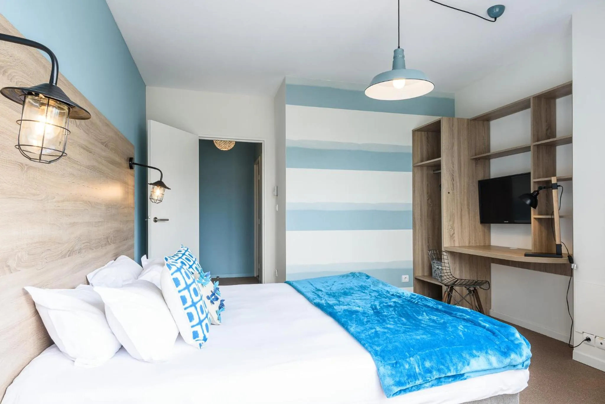 Photo of the whole room, Bed in Baya Hotel