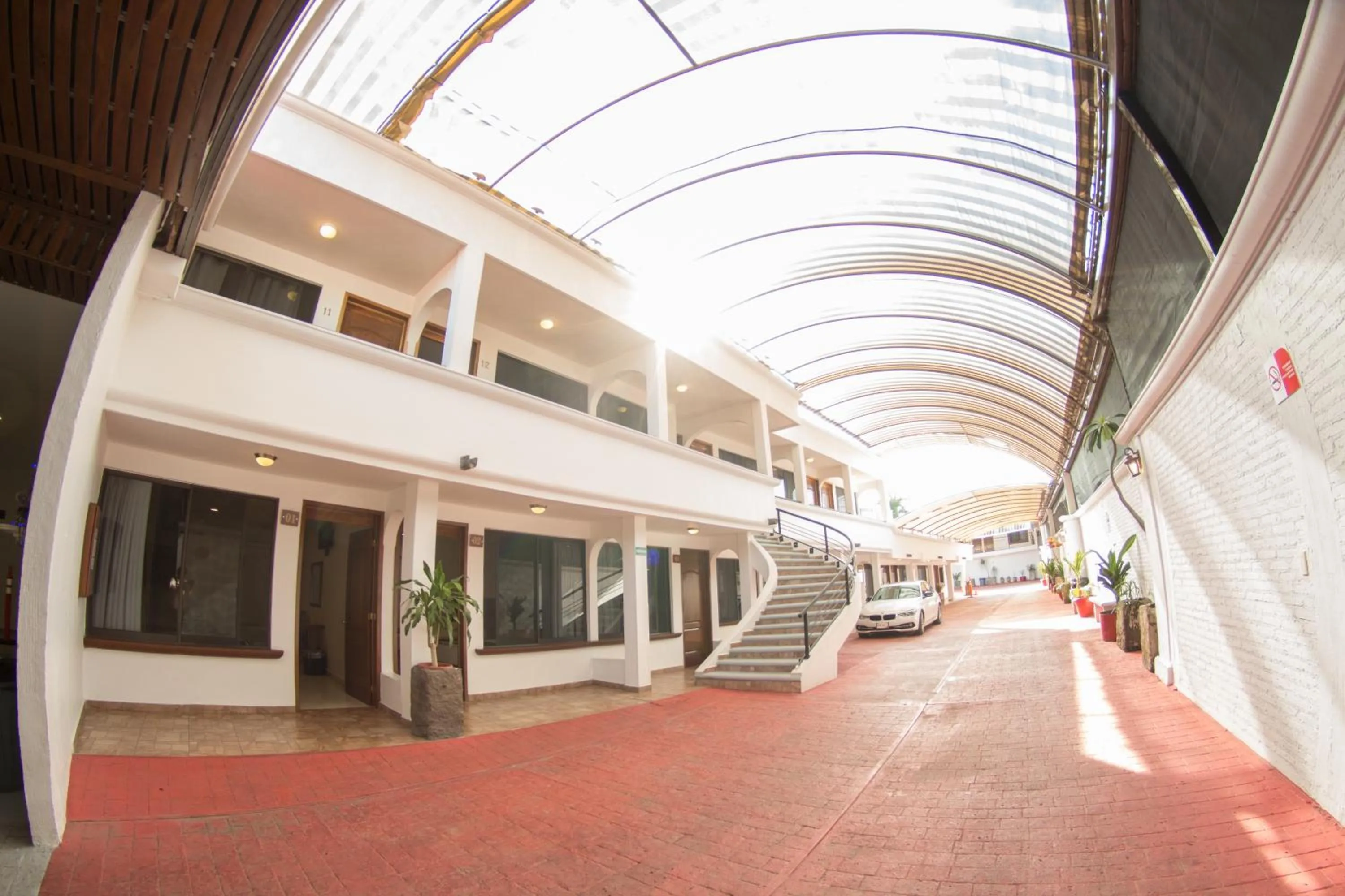 Facade/entrance in HOTEL RICARLO