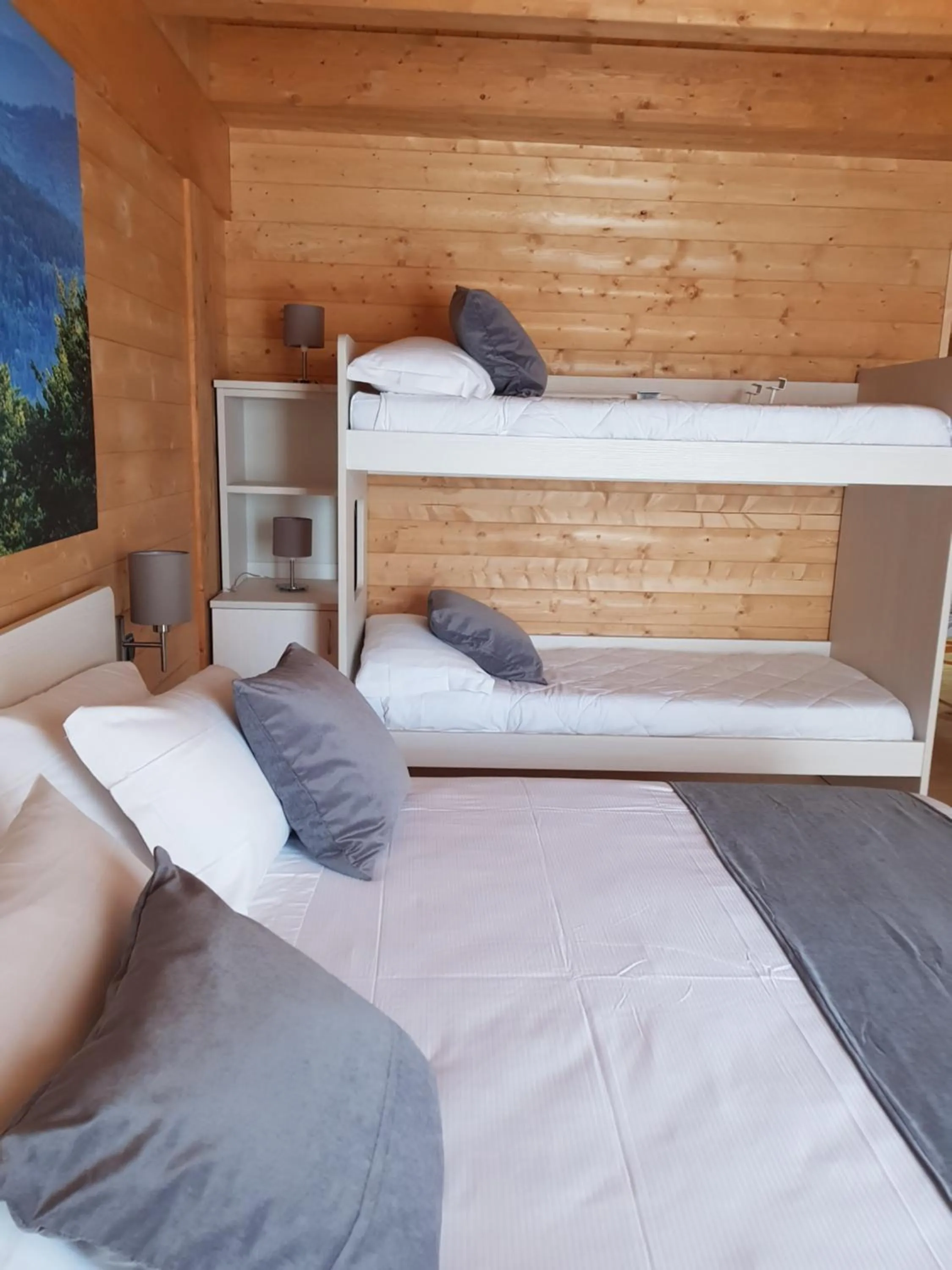 bunk bed, Bed in Lorica Suite Lago