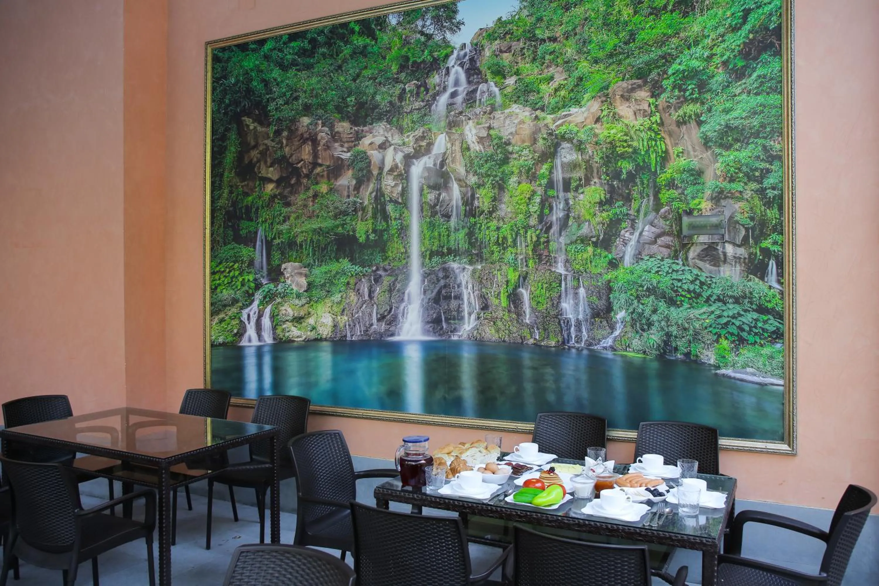 Breakfast in Red Hotel Yerevan Center