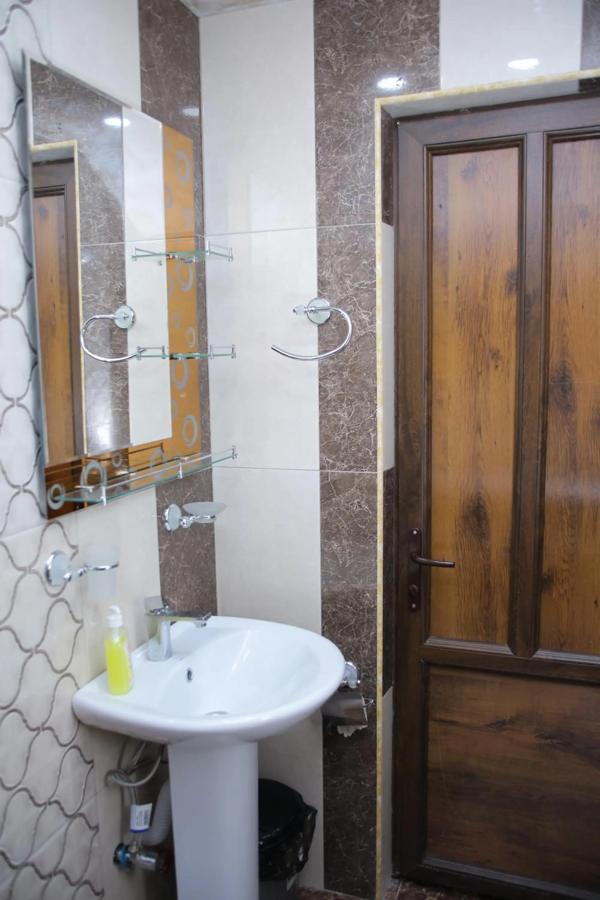 Shower in Red Hotel Yerevan Center