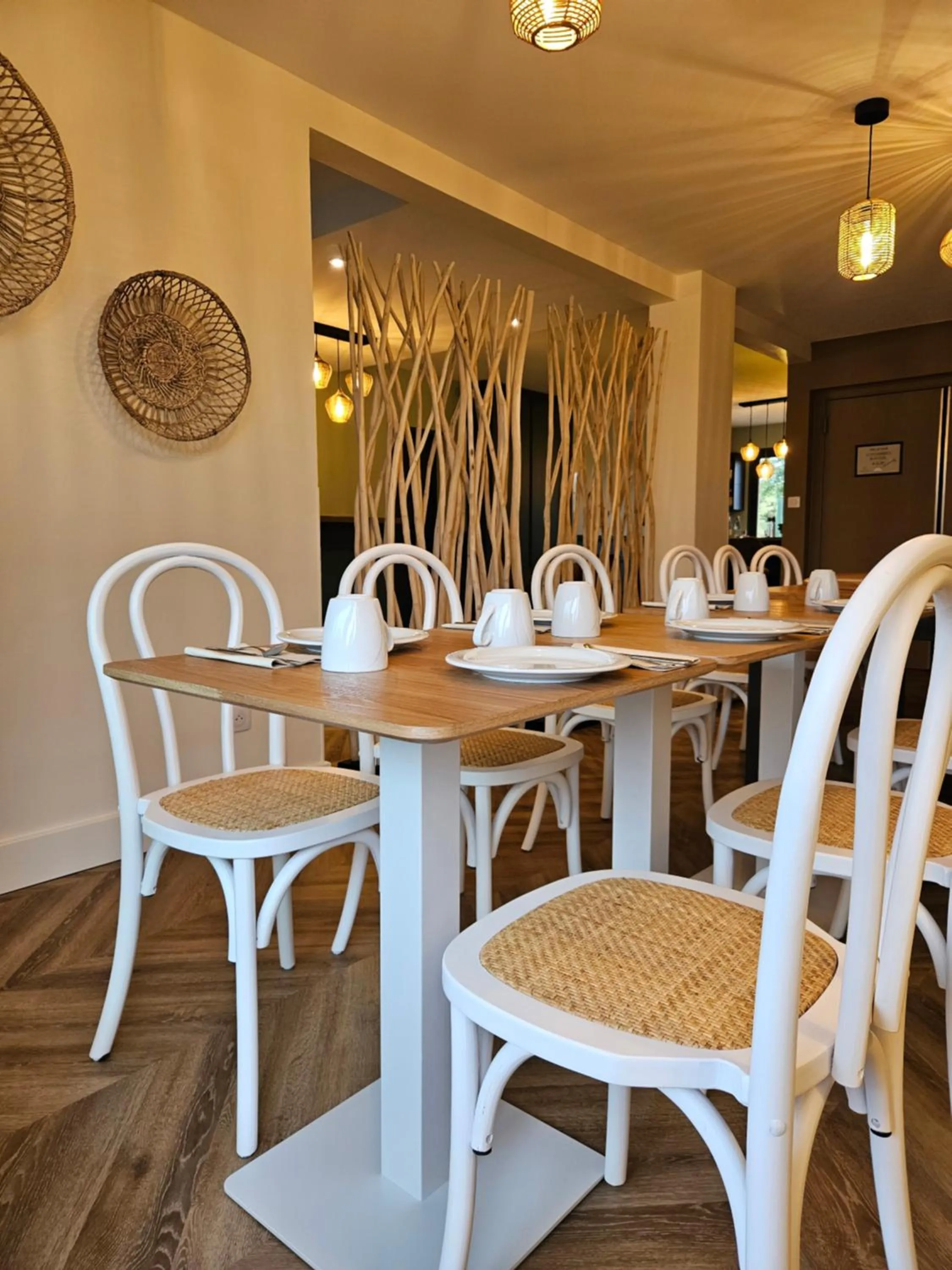 Dining area in Hôtel des Vignes - Juliénas