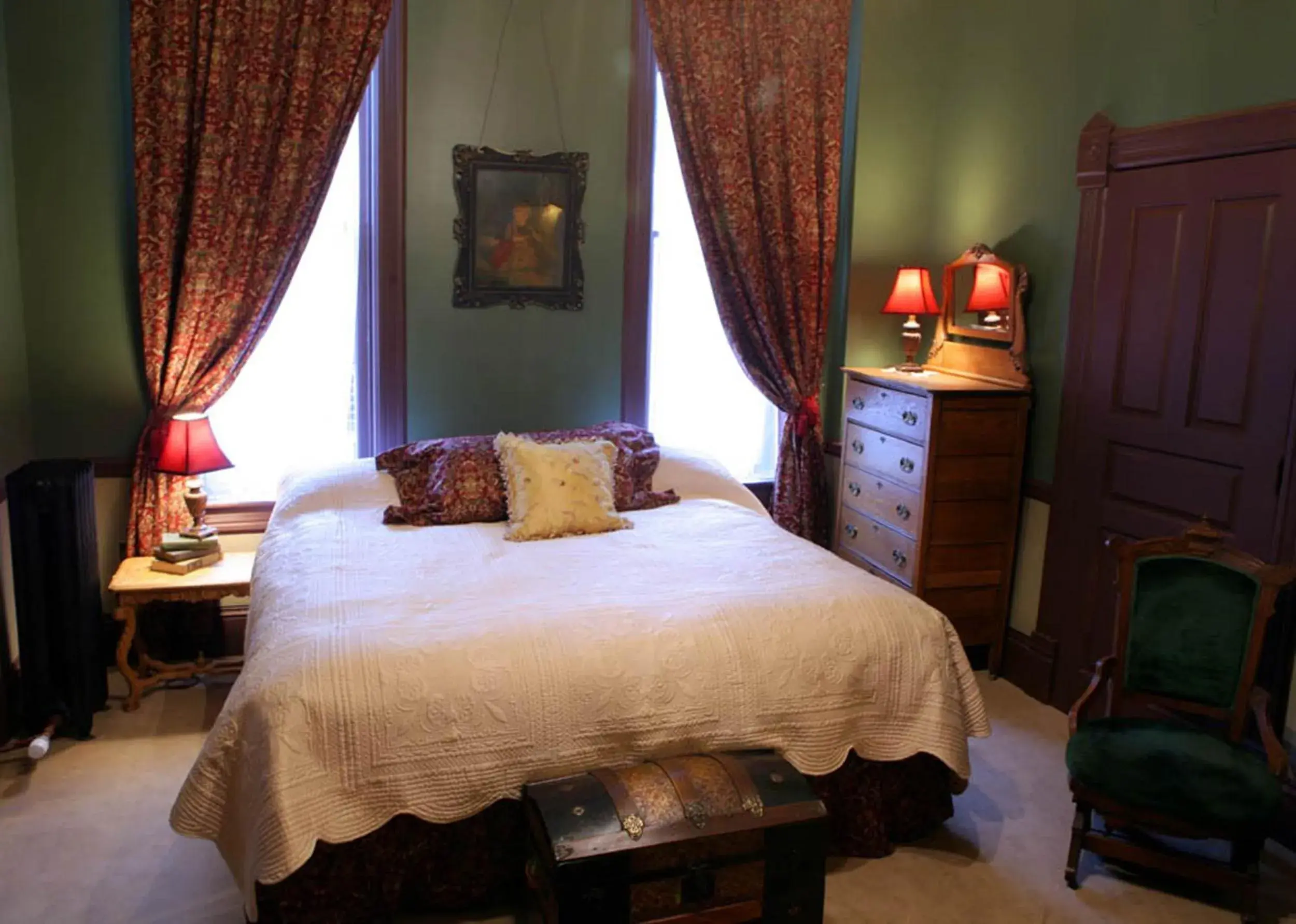 King Room - Non-Smoking in Martin & Mason Hotel King Room - Non-Smoking in Martin & Mason Hotel