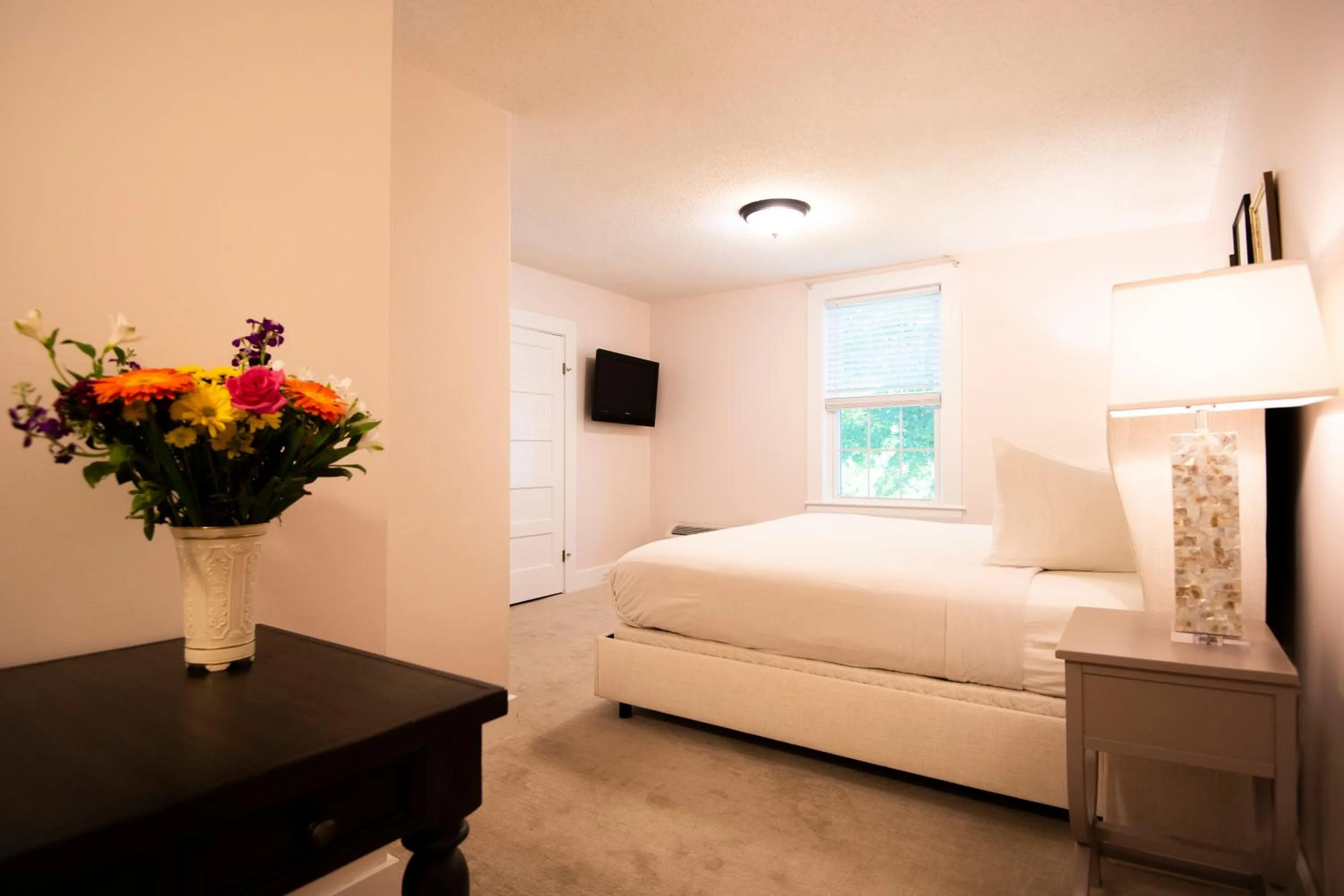 Bed in Bar Harbor Manor