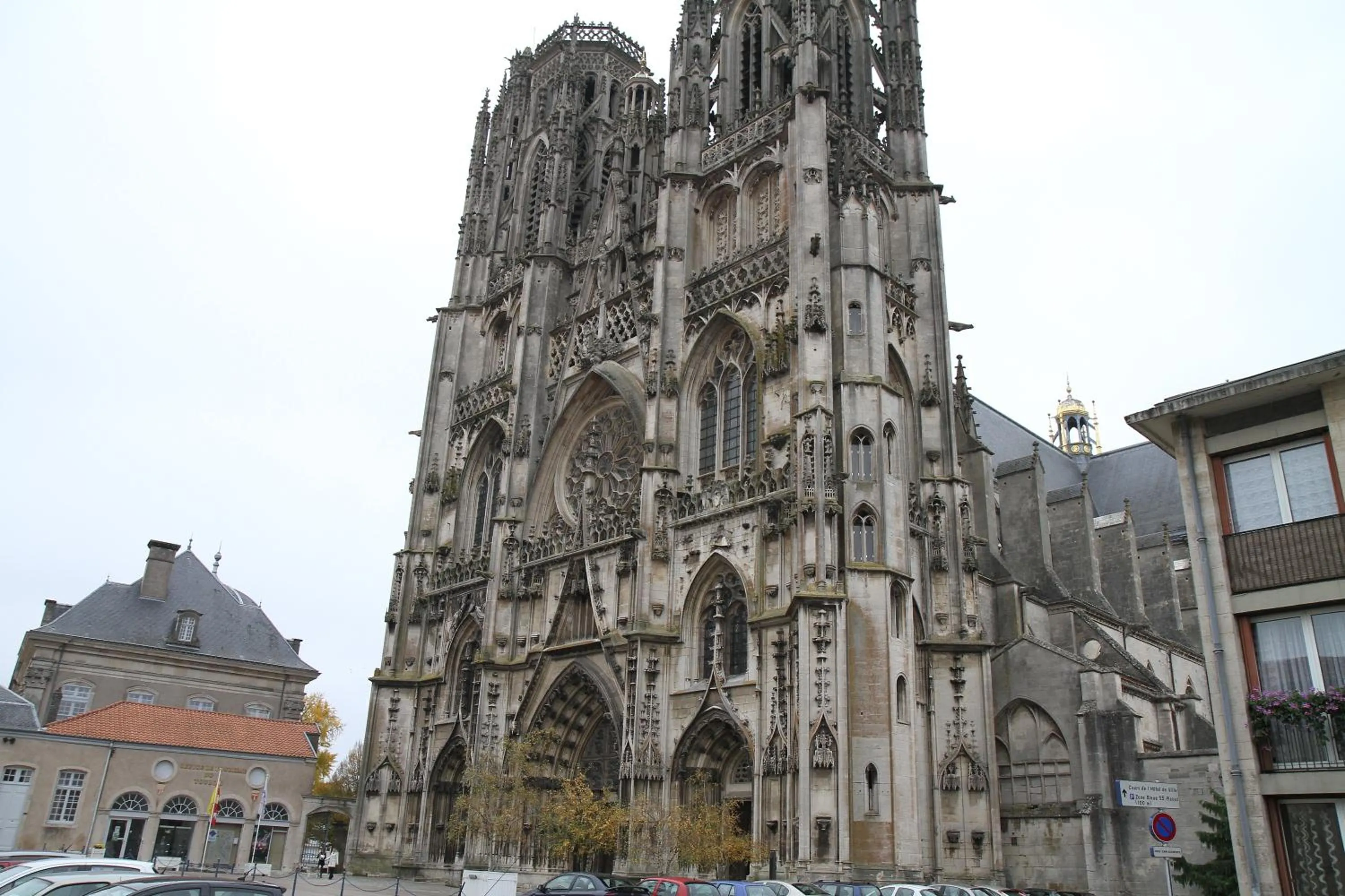 Nearby landmark in Hotel De L'Europe