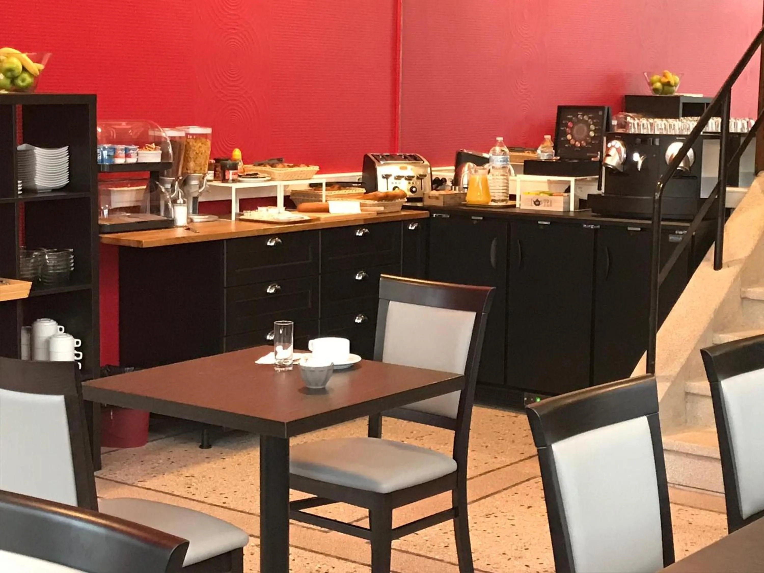 Buffet breakfast in Hotel De L'Europe