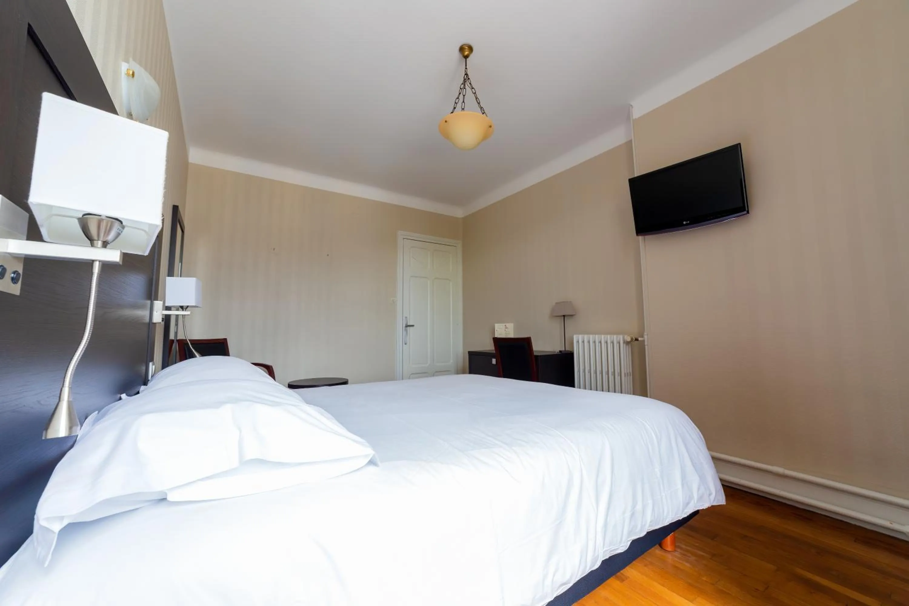 Bedroom, Bed in Hotel De L'Europe