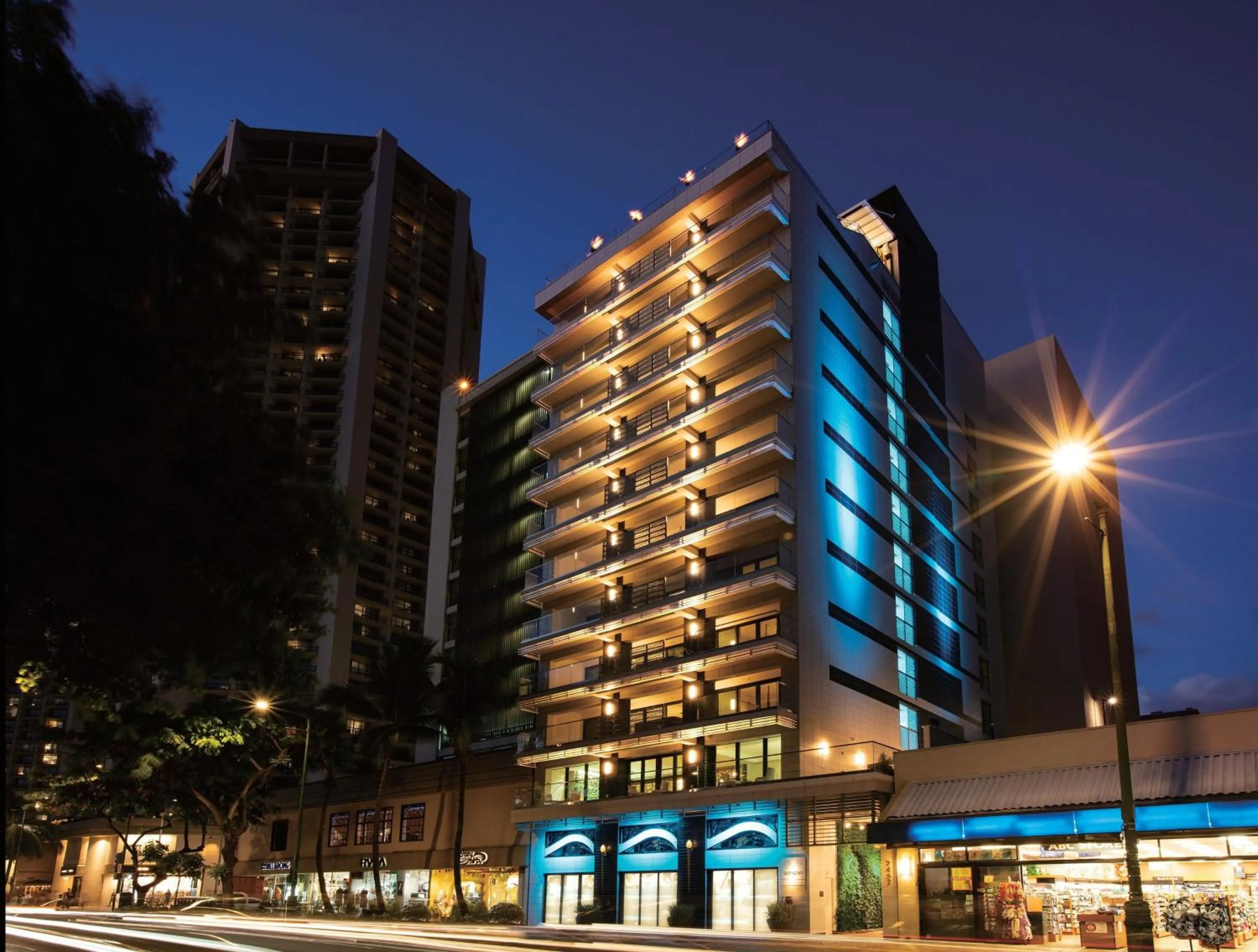 Property building in ESPACIO THE JEWEL OF WAIKIKI