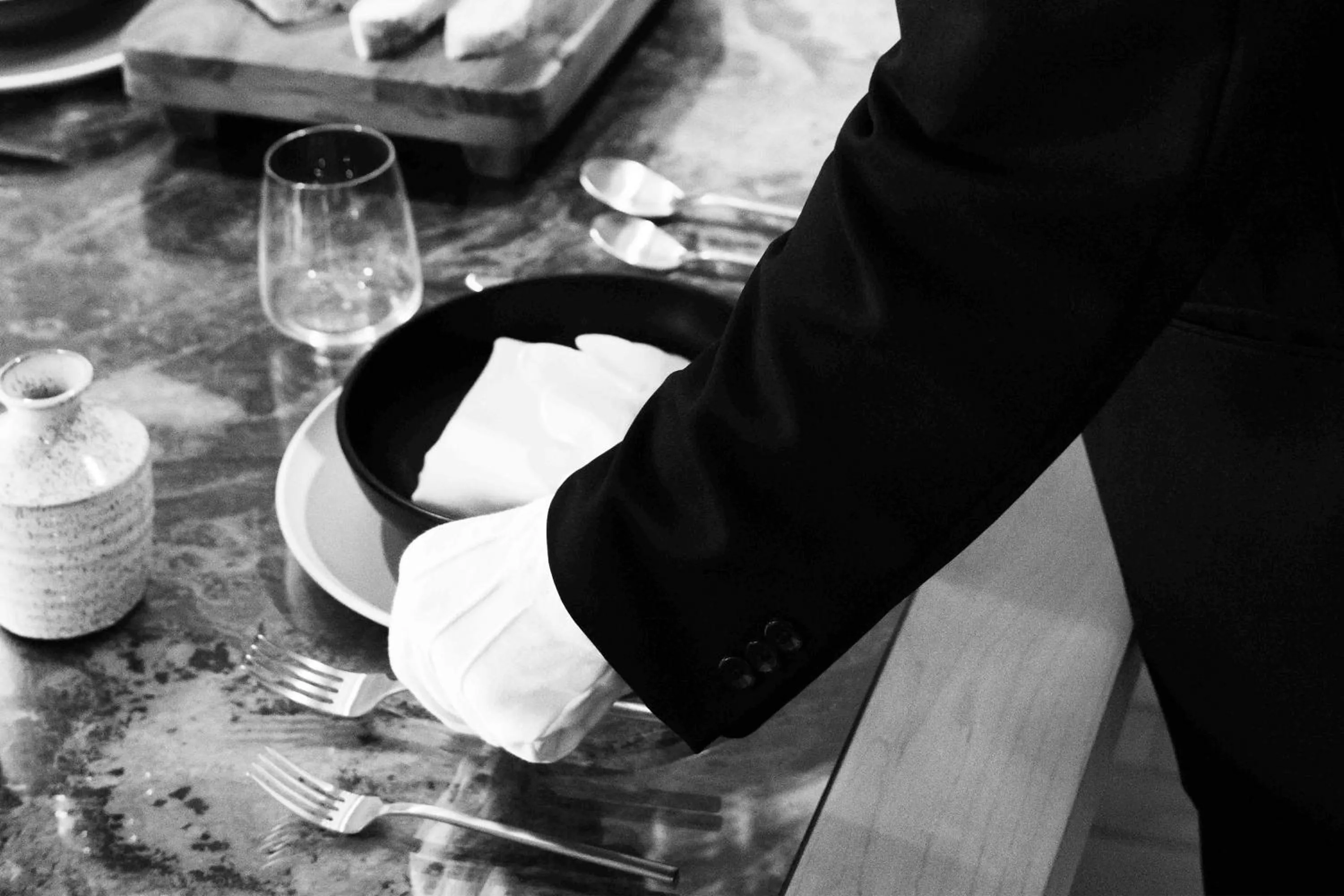 Restaurant/places to eat in ESPACIO THE JEWEL OF WAIKIKI