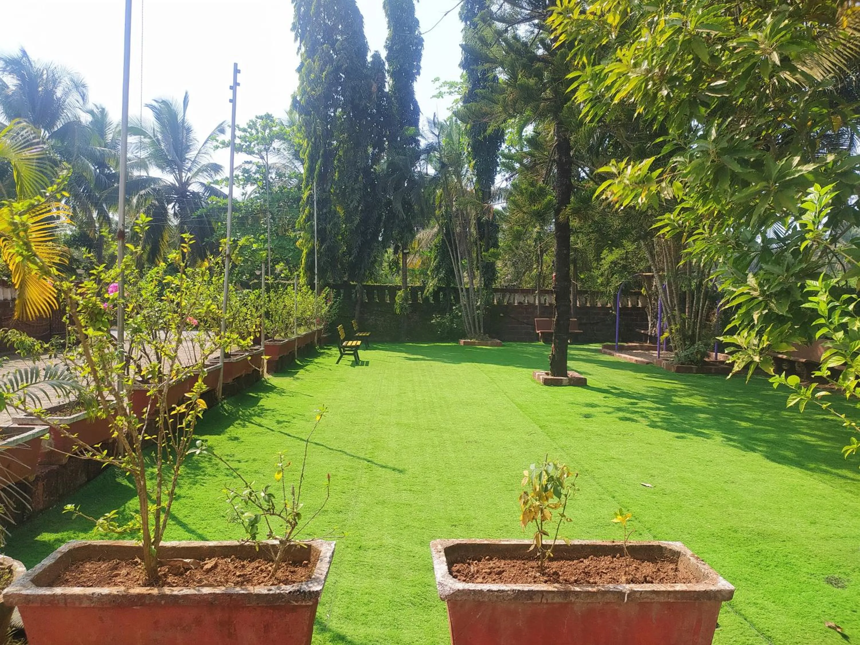 Garden in Sea Winds Hotel, Guhagar