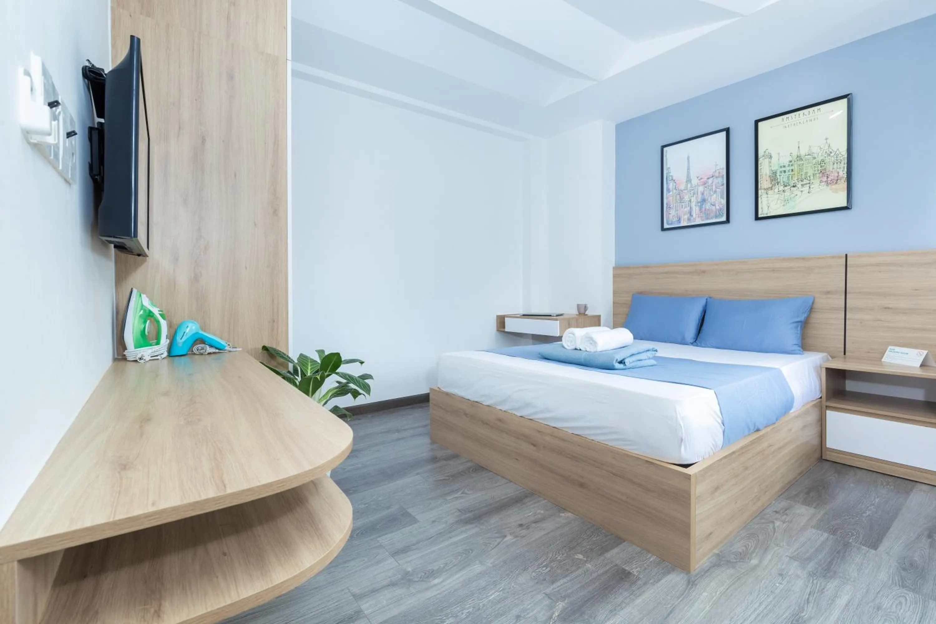 Photo of the whole room, Bed in Cozrum Homes Citi Town