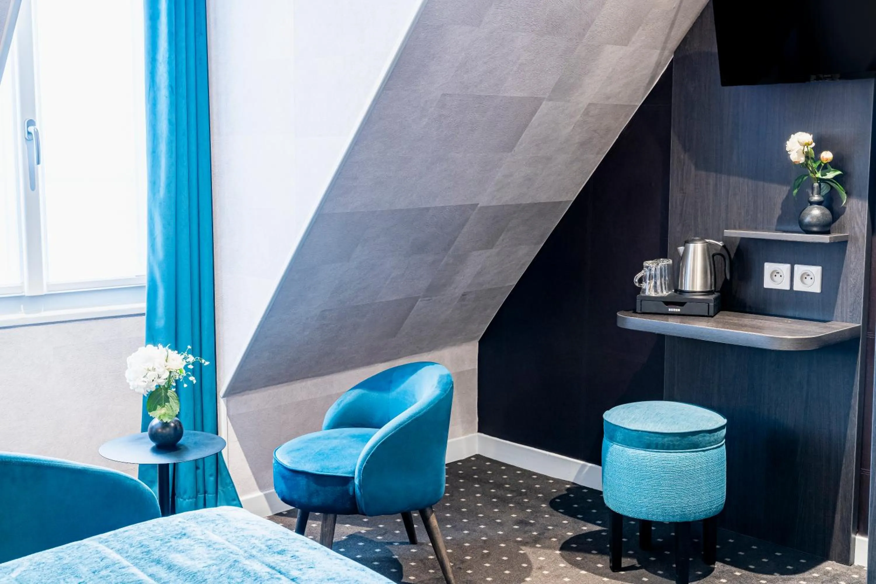 Hotel de la Paix Tour Eiffel