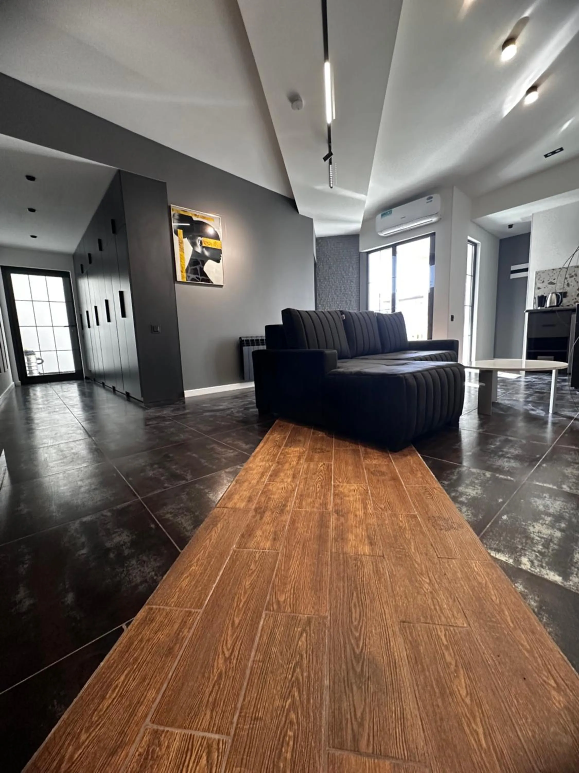 One-Bedroom Apartment with Pool View in Garden Lounge Hotel