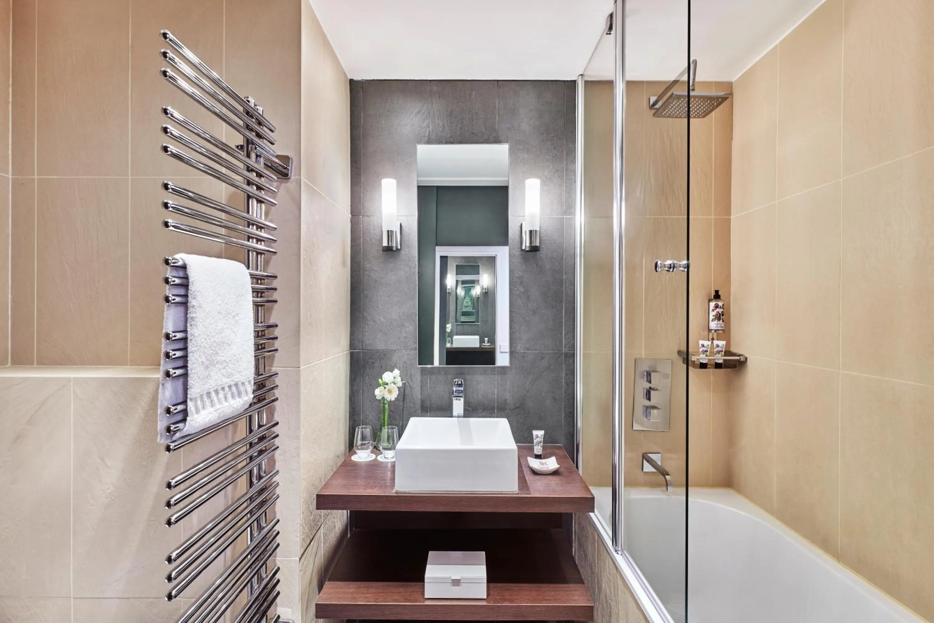 Bathroom in Hôtel Barrière Le Gray d'Albion