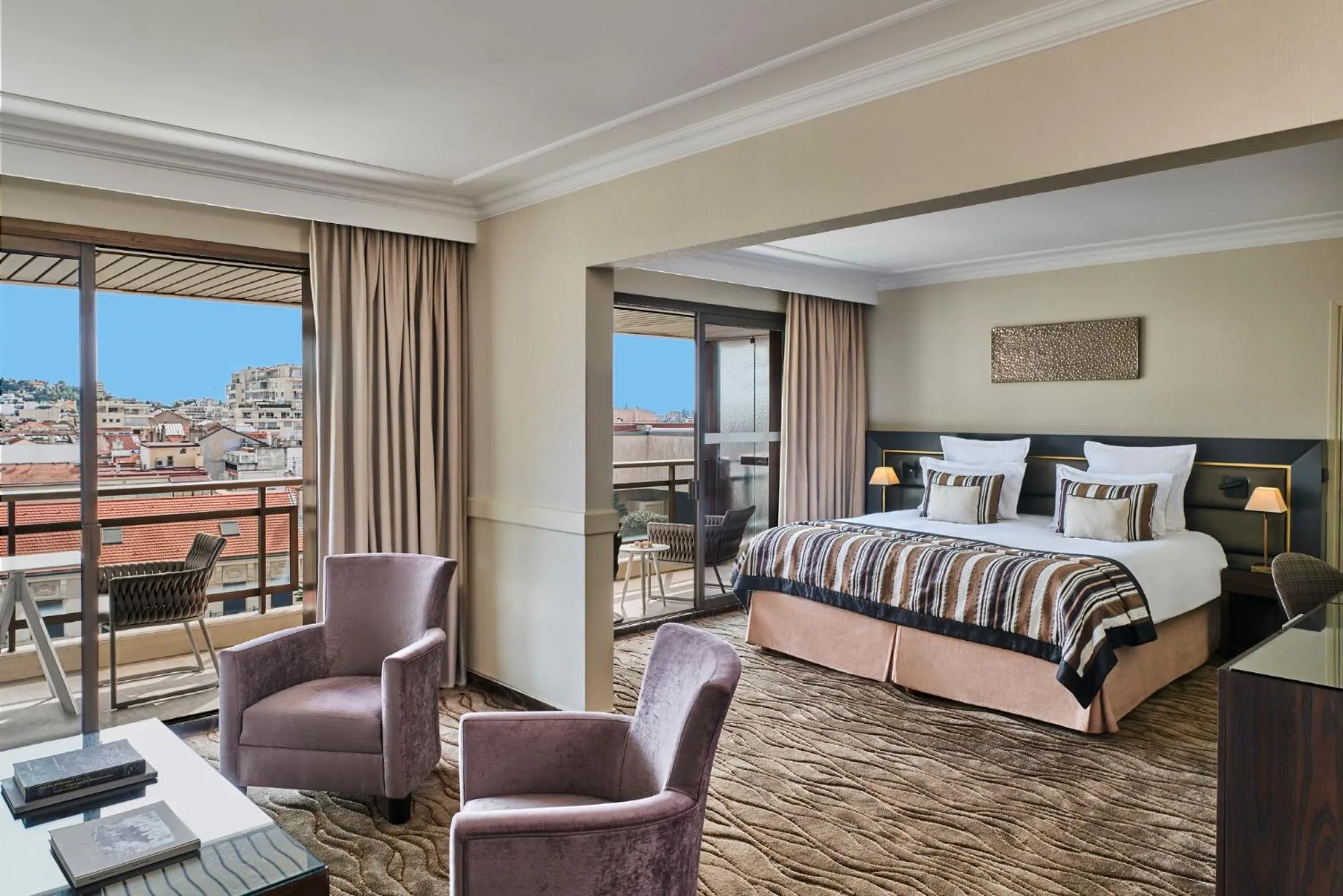 Bedroom, Bed in Hôtel Barrière Le Gray d'Albion