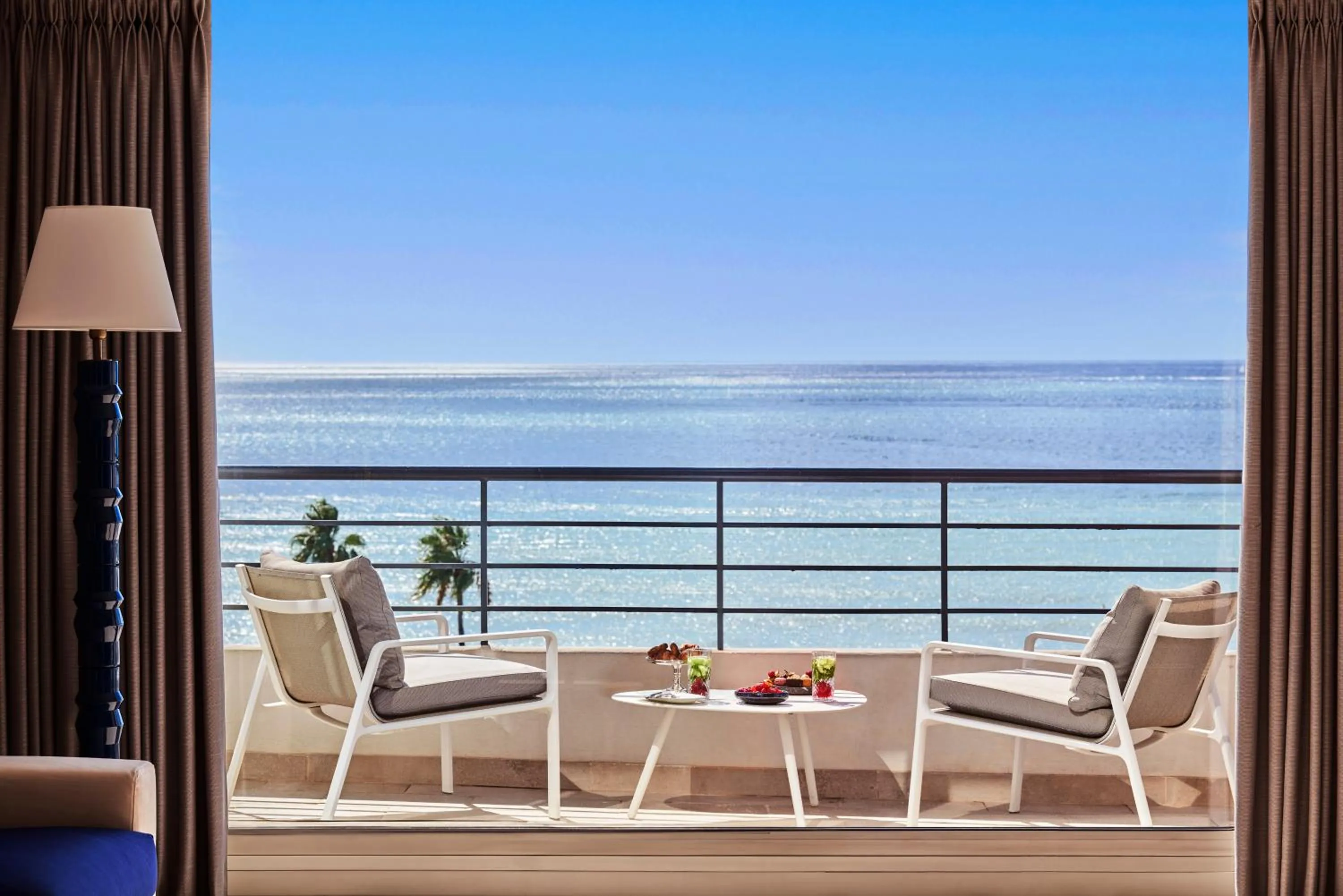 Bedroom in Hôtel Barrière Le Majestic Cannes