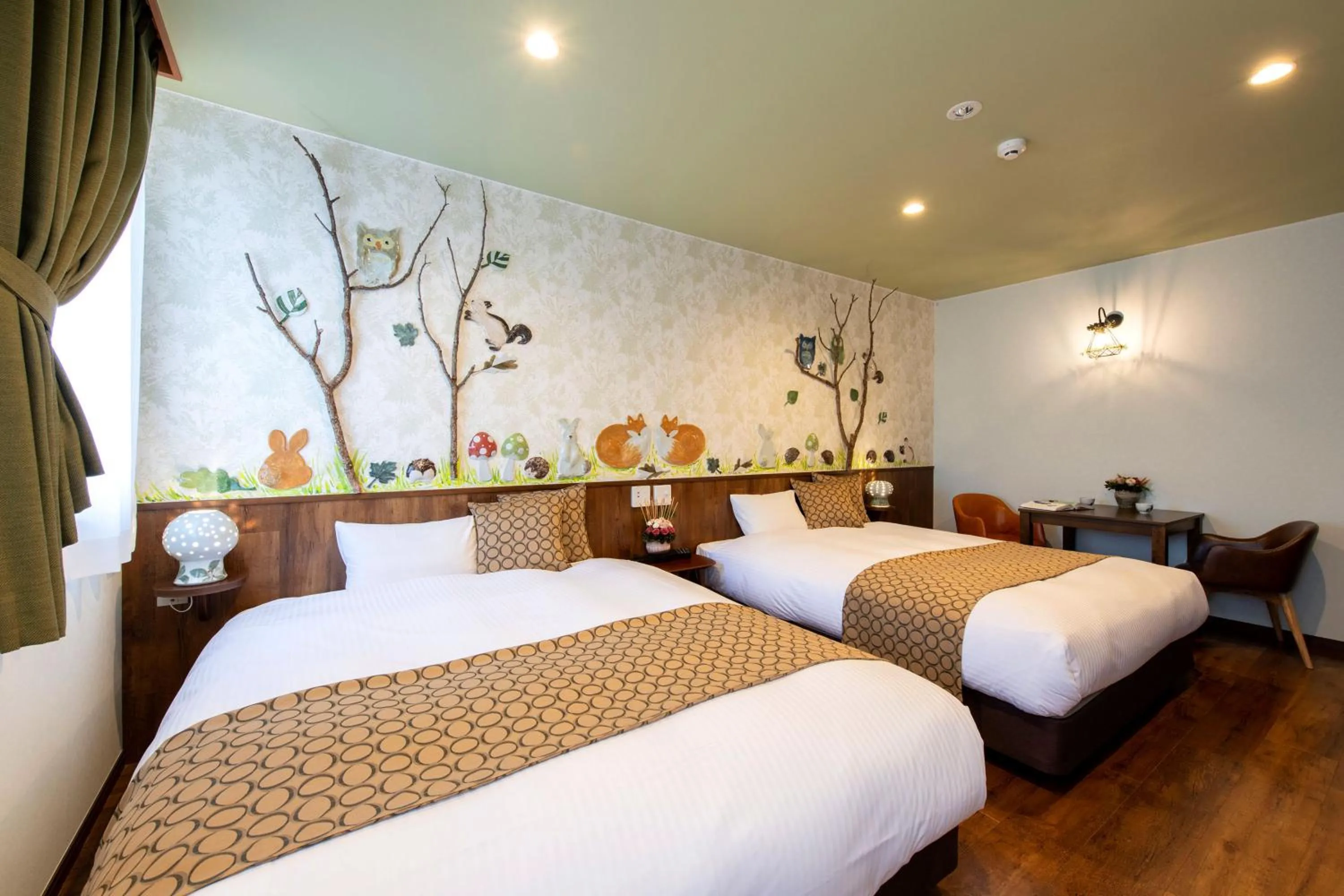 Photo of the whole room, Bed in Hotel Teiregikan