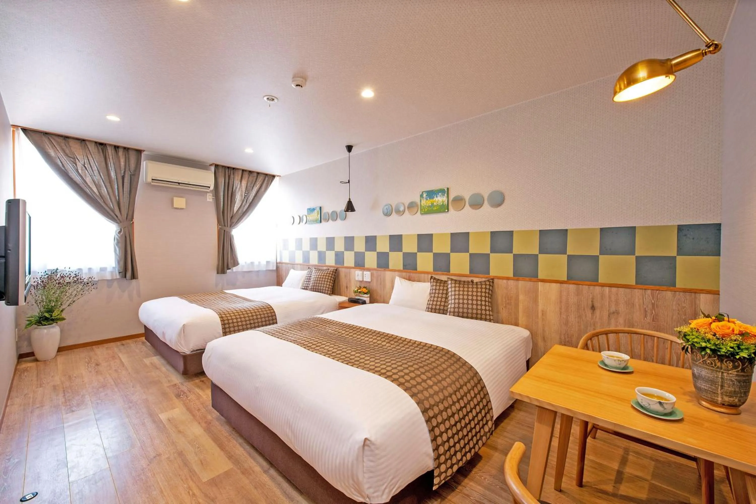 Photo of the whole room, Bed in Hotel Teiregikan