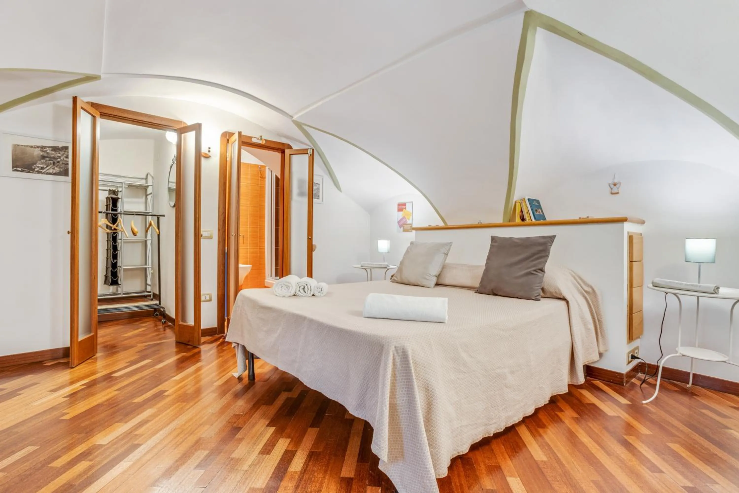 Bedroom, Bed in GuestHost - Casa Querida Central & Elegant Flat
