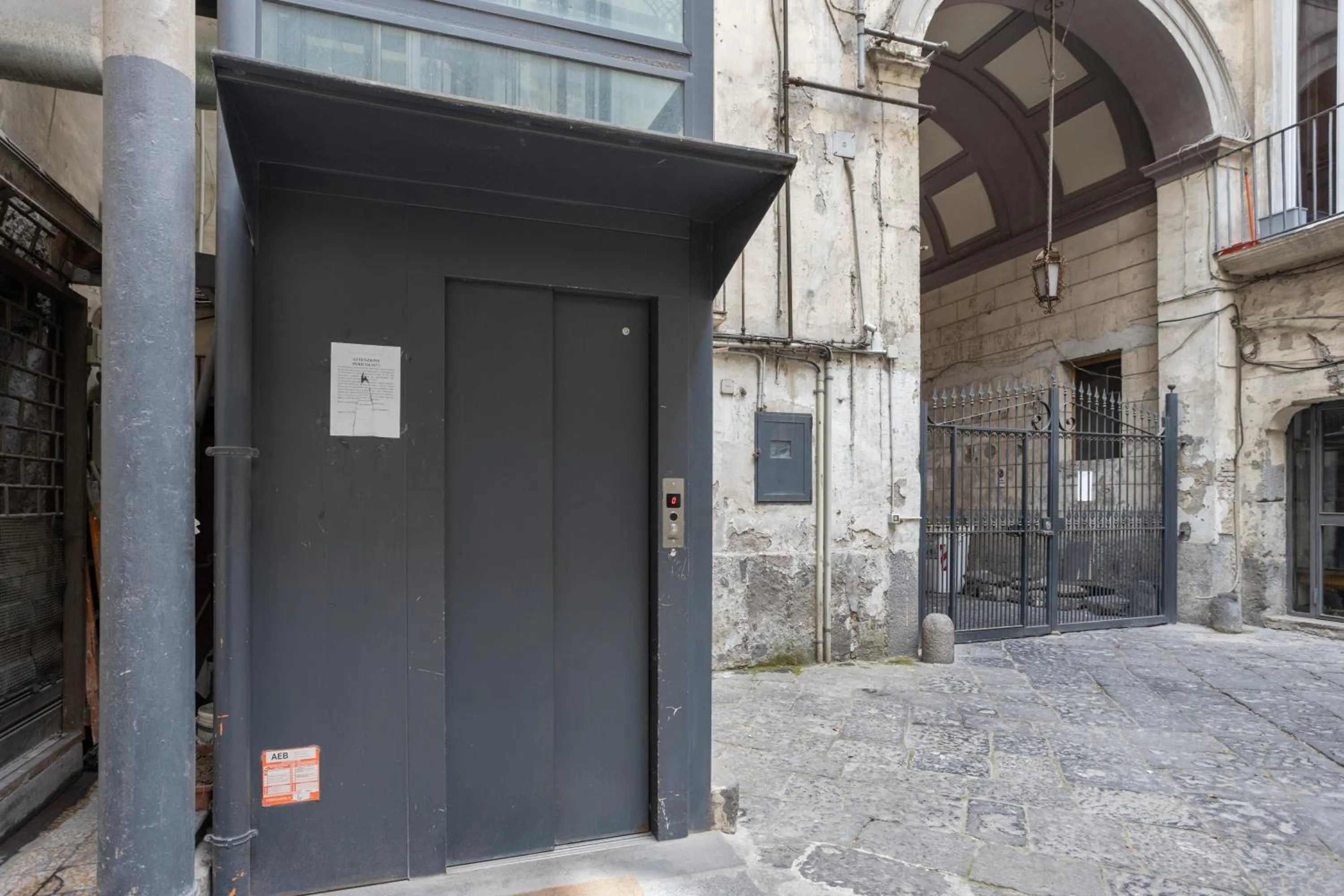Property building in GuestHost - Casa Querida Central & Elegant Flat