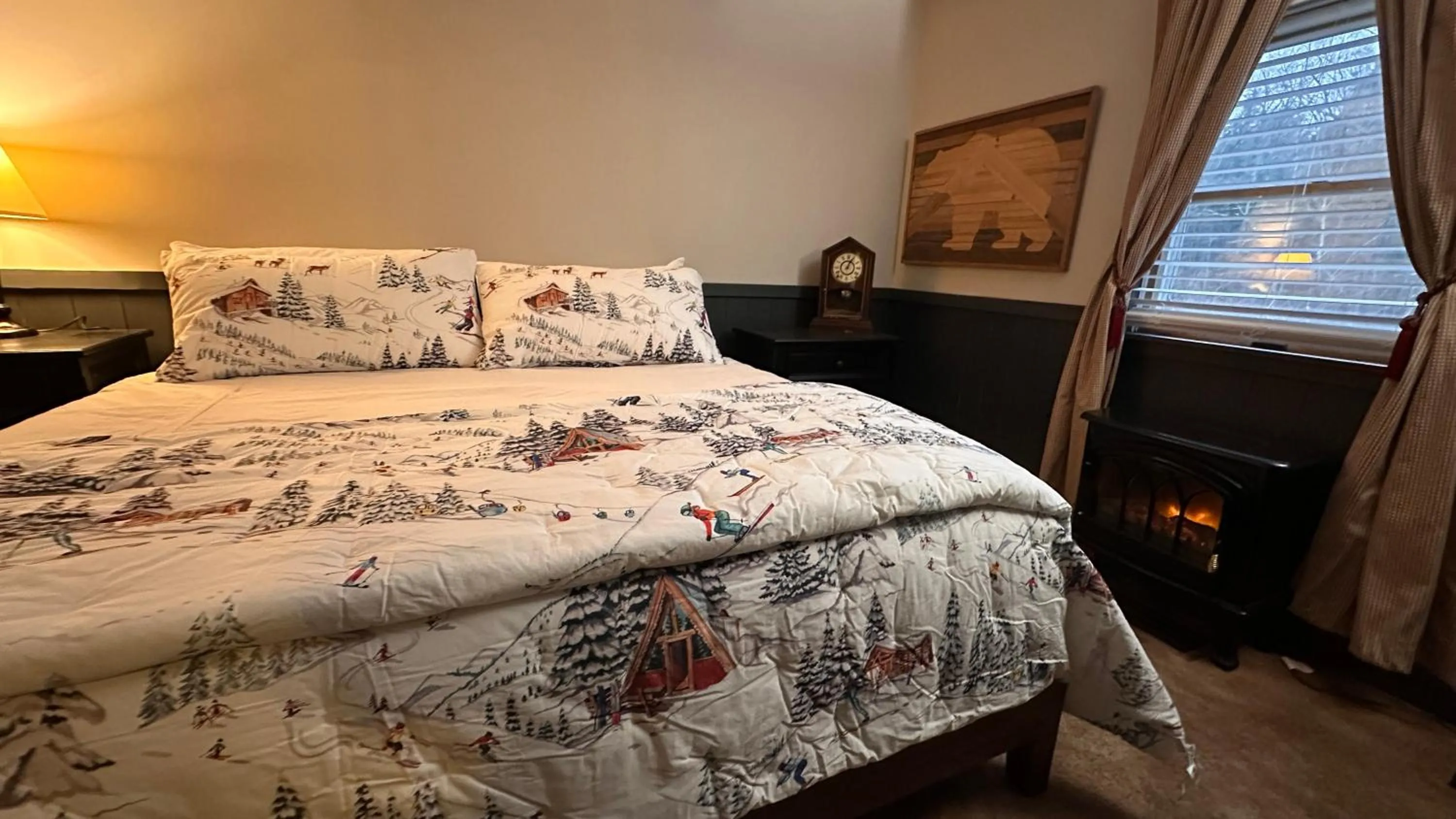 Bedroom, Bed in Phineas Swann Inn & Spa