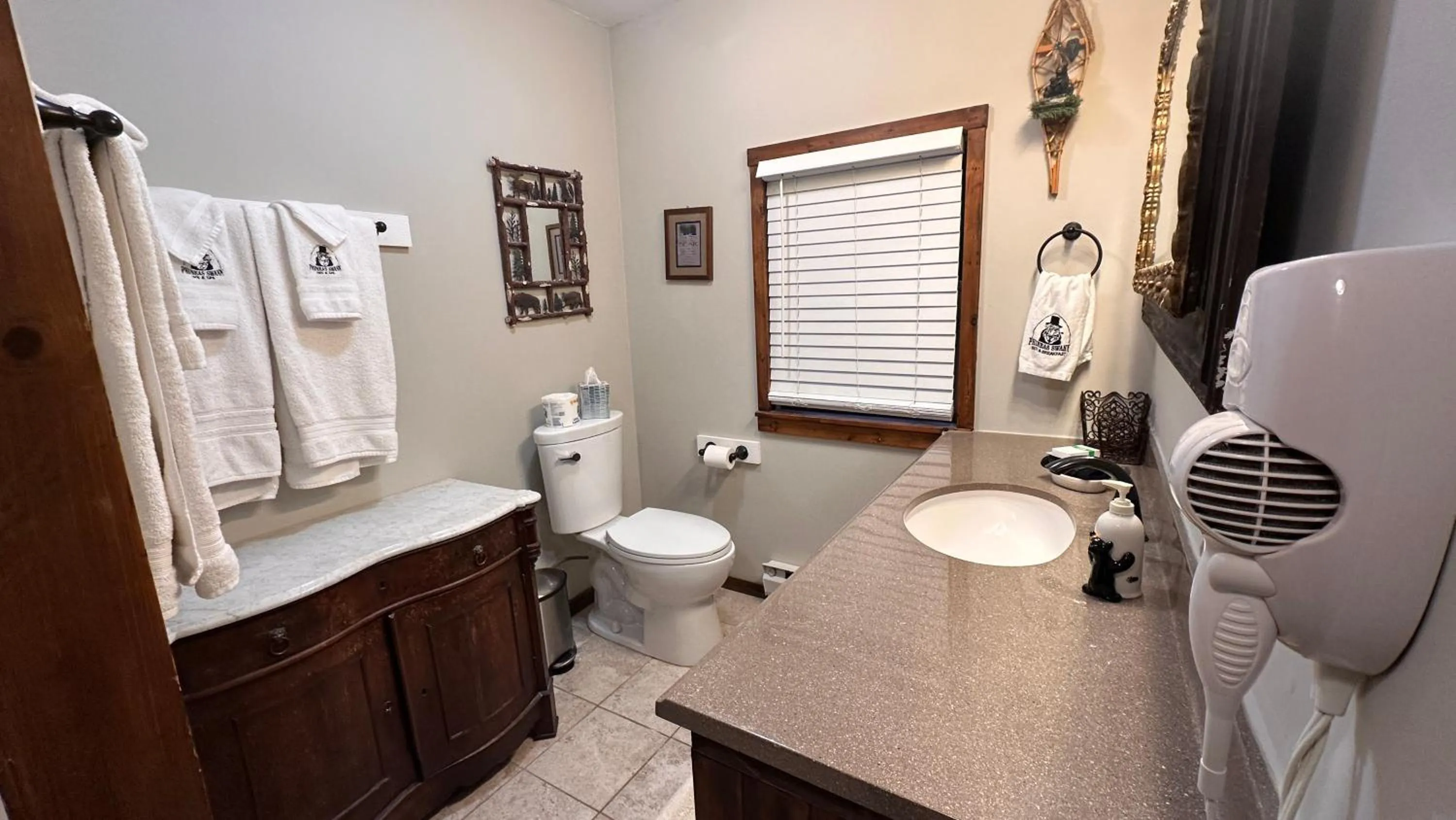 Bathroom in Phineas Swann Inn & Spa