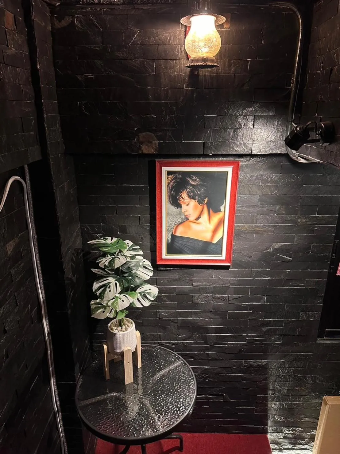 Decorative detail in Lemonap Hostel