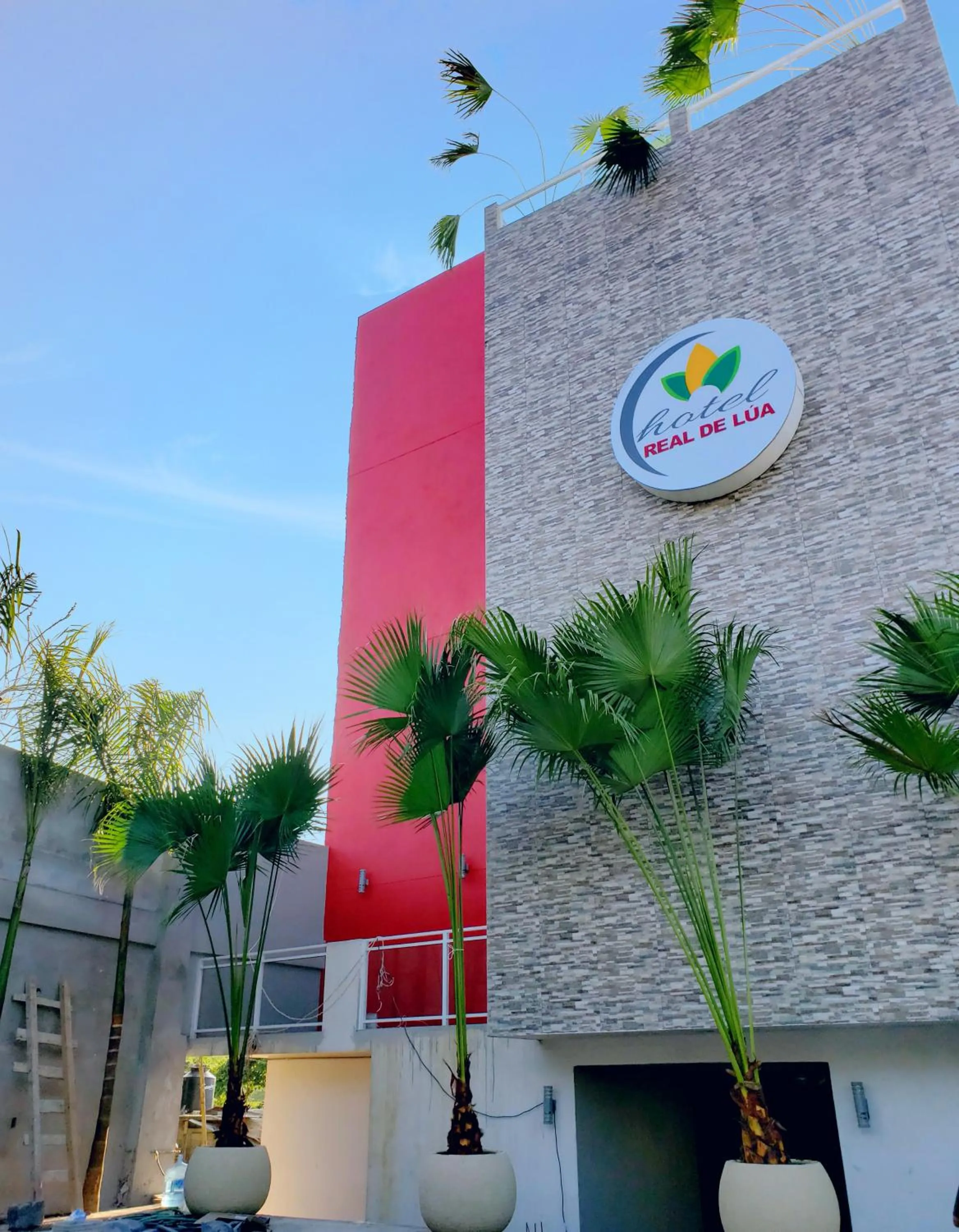 Property building in Hotel Real de Lua