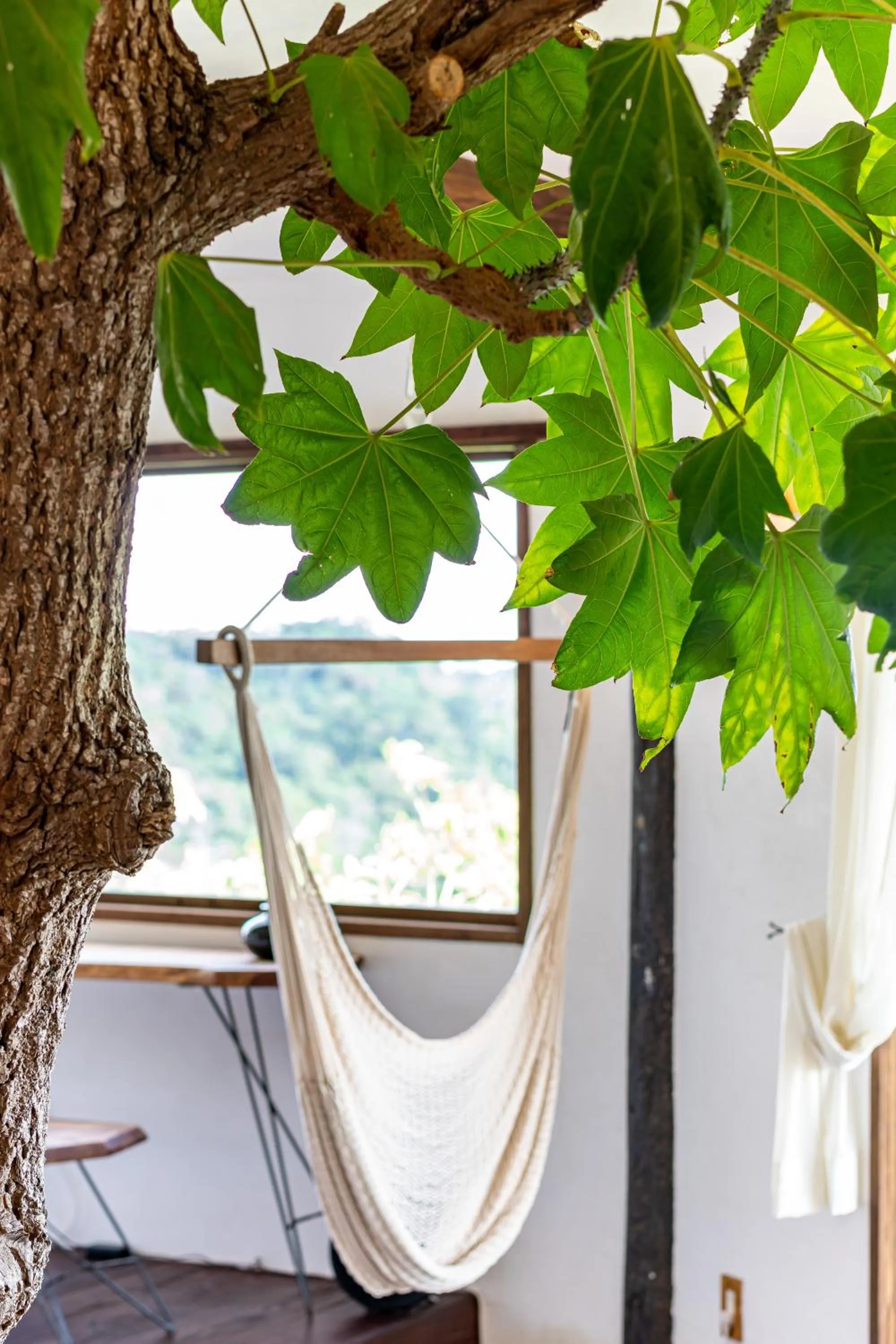 Living room in Tree-house Hotel Morinosubako