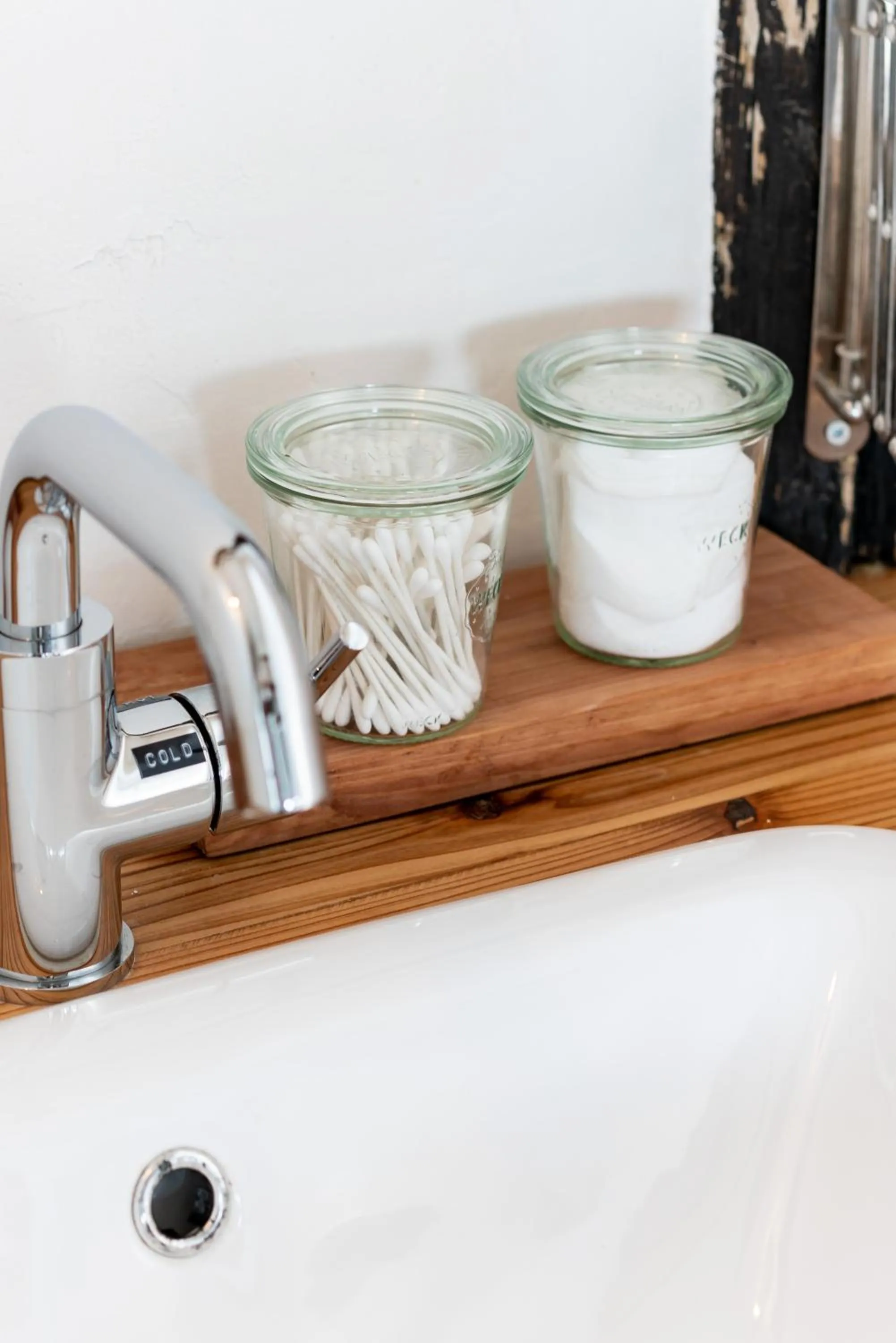 Bathroom in Tree-house Hotel Morinosubako