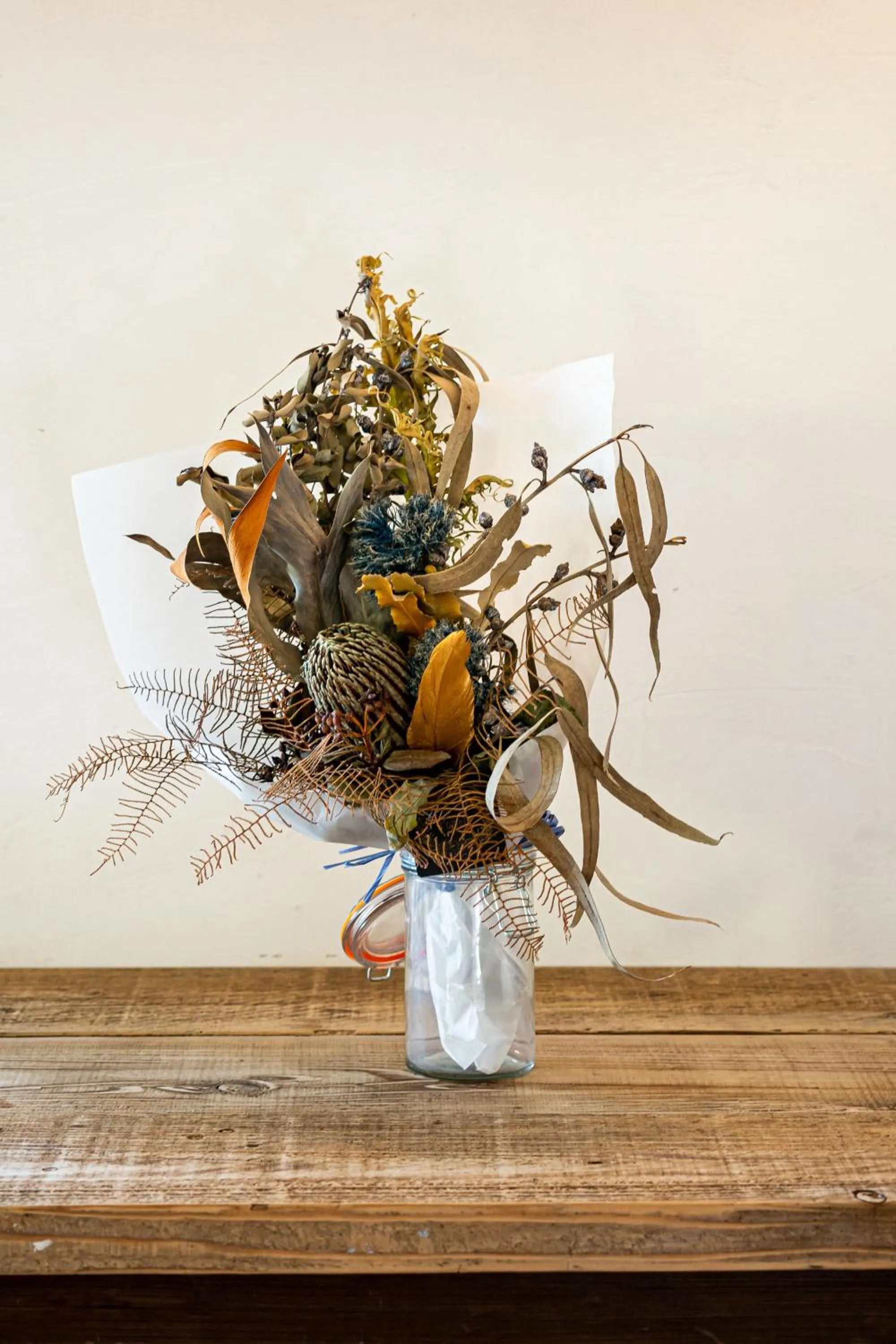 Decorative detail in Tree-house Hotel Morinosubako