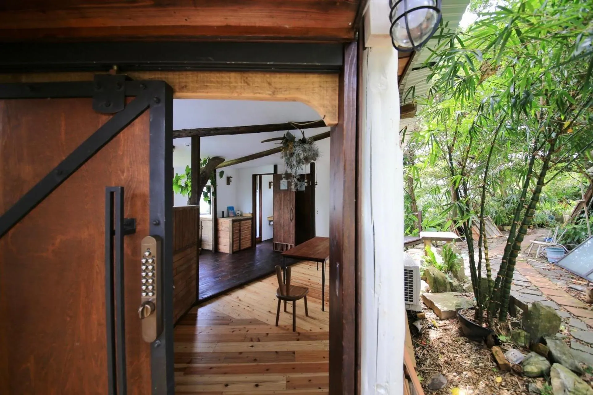 Facade/entrance in Tree-house Hotel Morinosubako