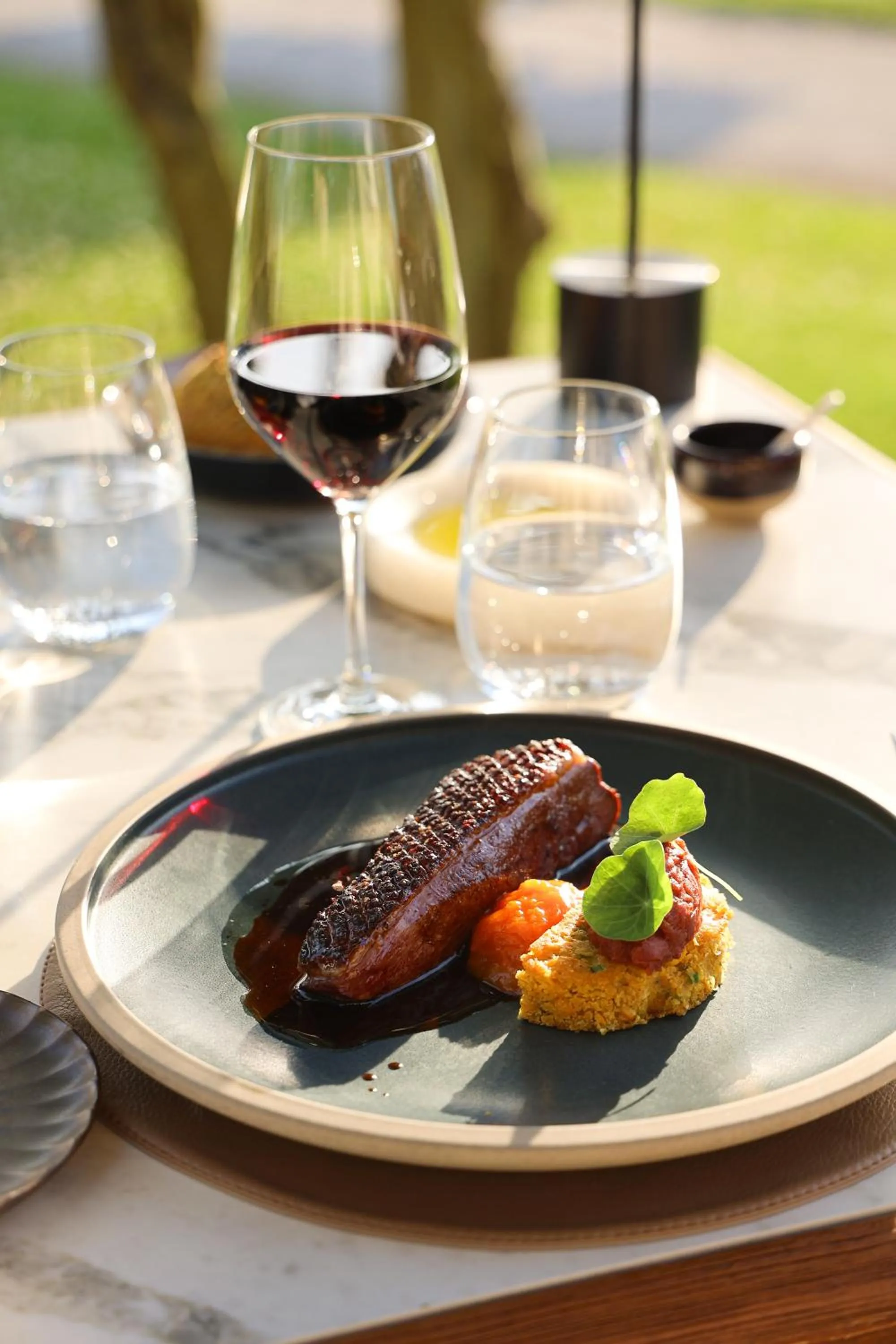 Restaurant/places to eat in Château Hôtel Grand Barrail