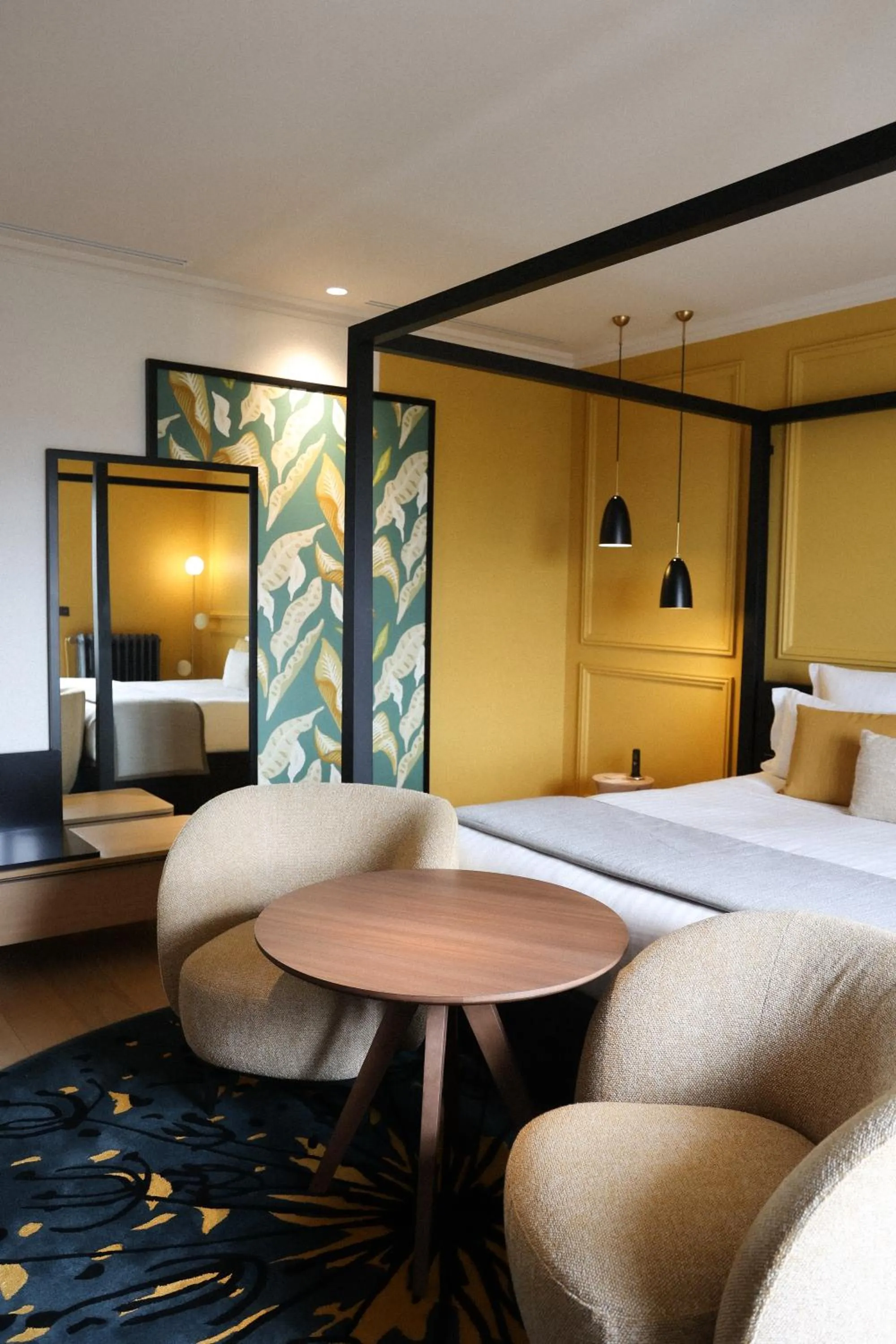 Bedroom, Bed in Château Hôtel Grand Barrail