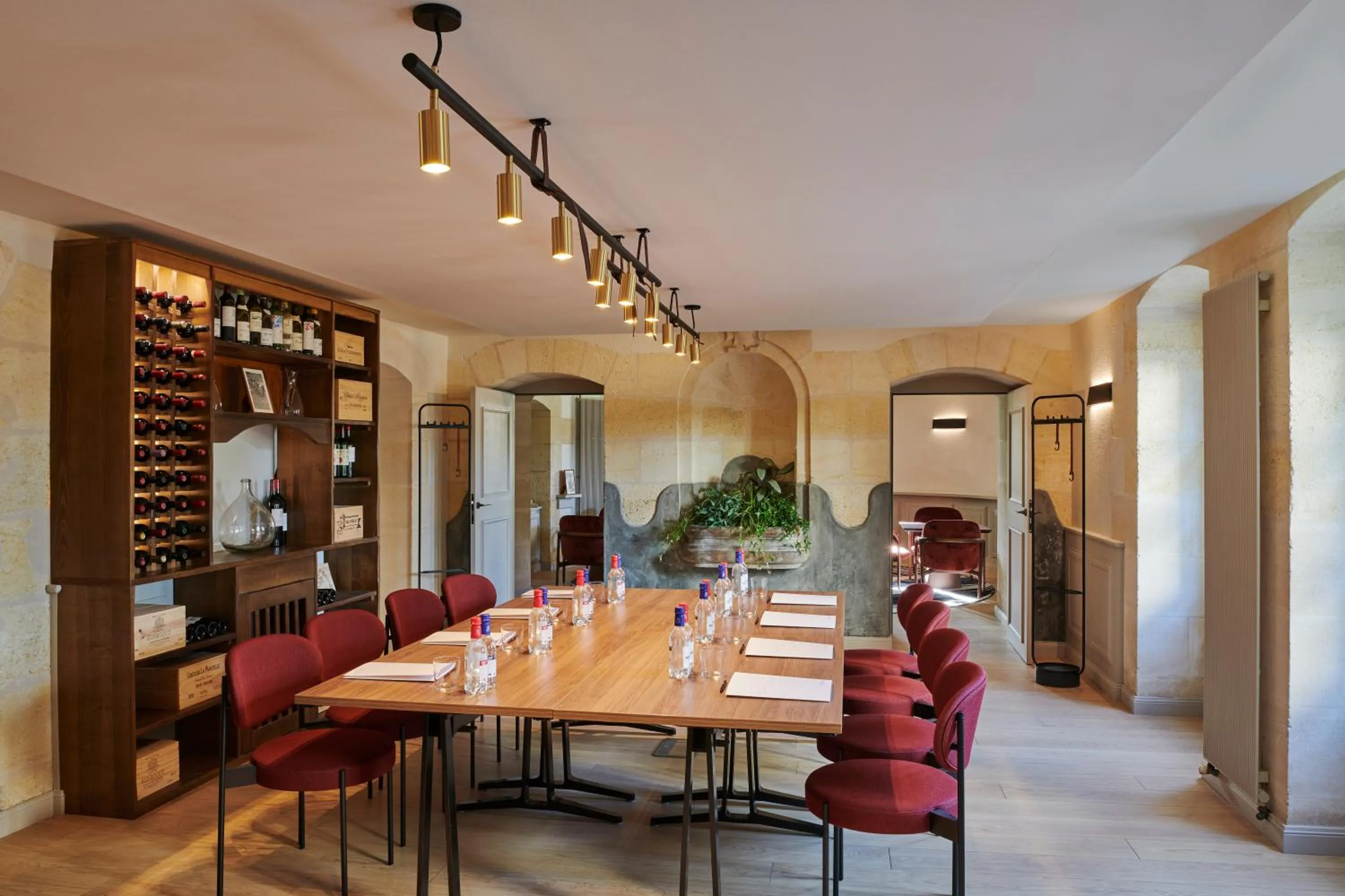 Seating area in Château Hôtel Grand Barrail