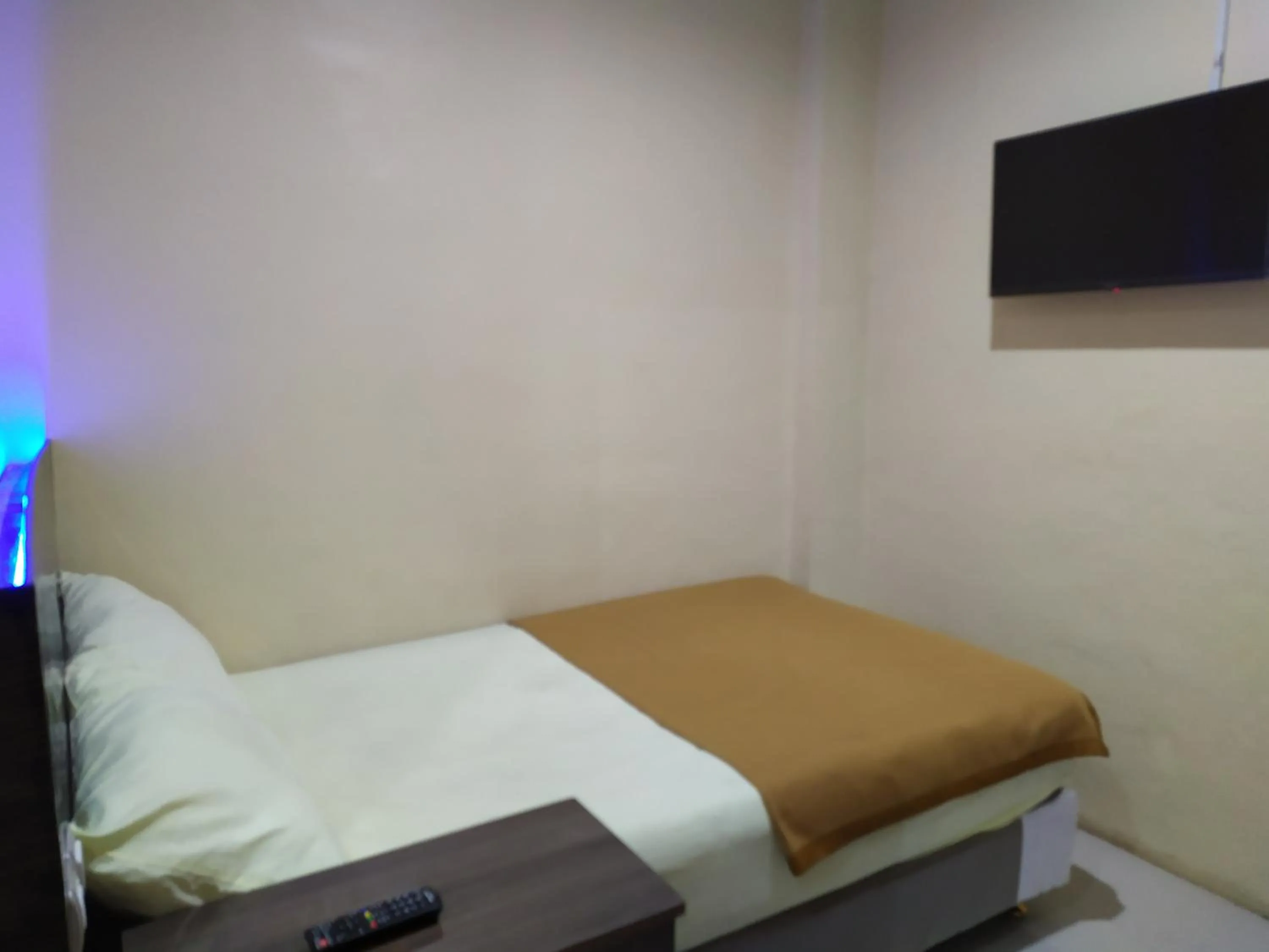 Bed in Hotel Grand Royal