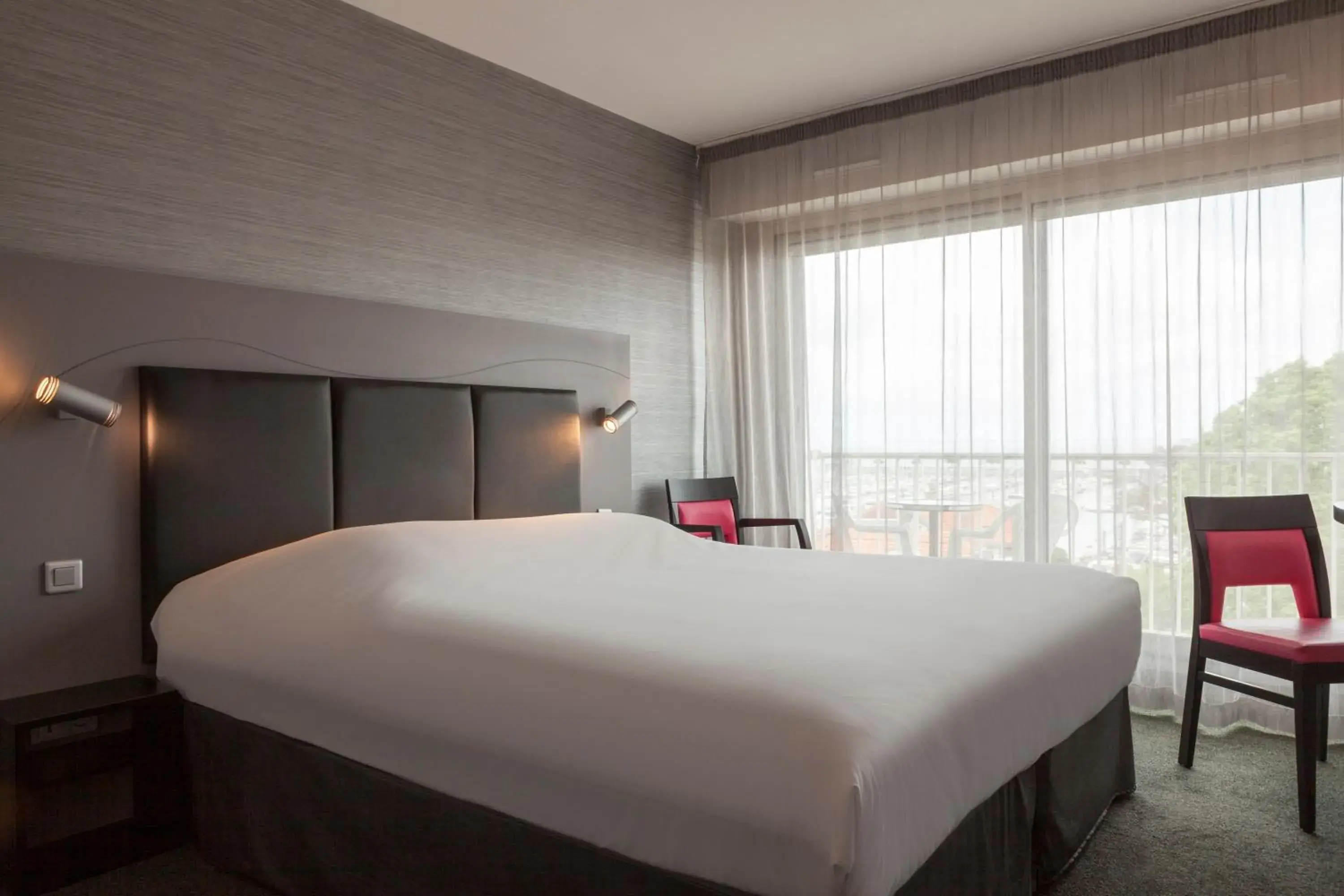 Superior Double Room with Sea View in Hôtel Le Nautic Superior Double Room with Sea View in Hôtel Le Nautic