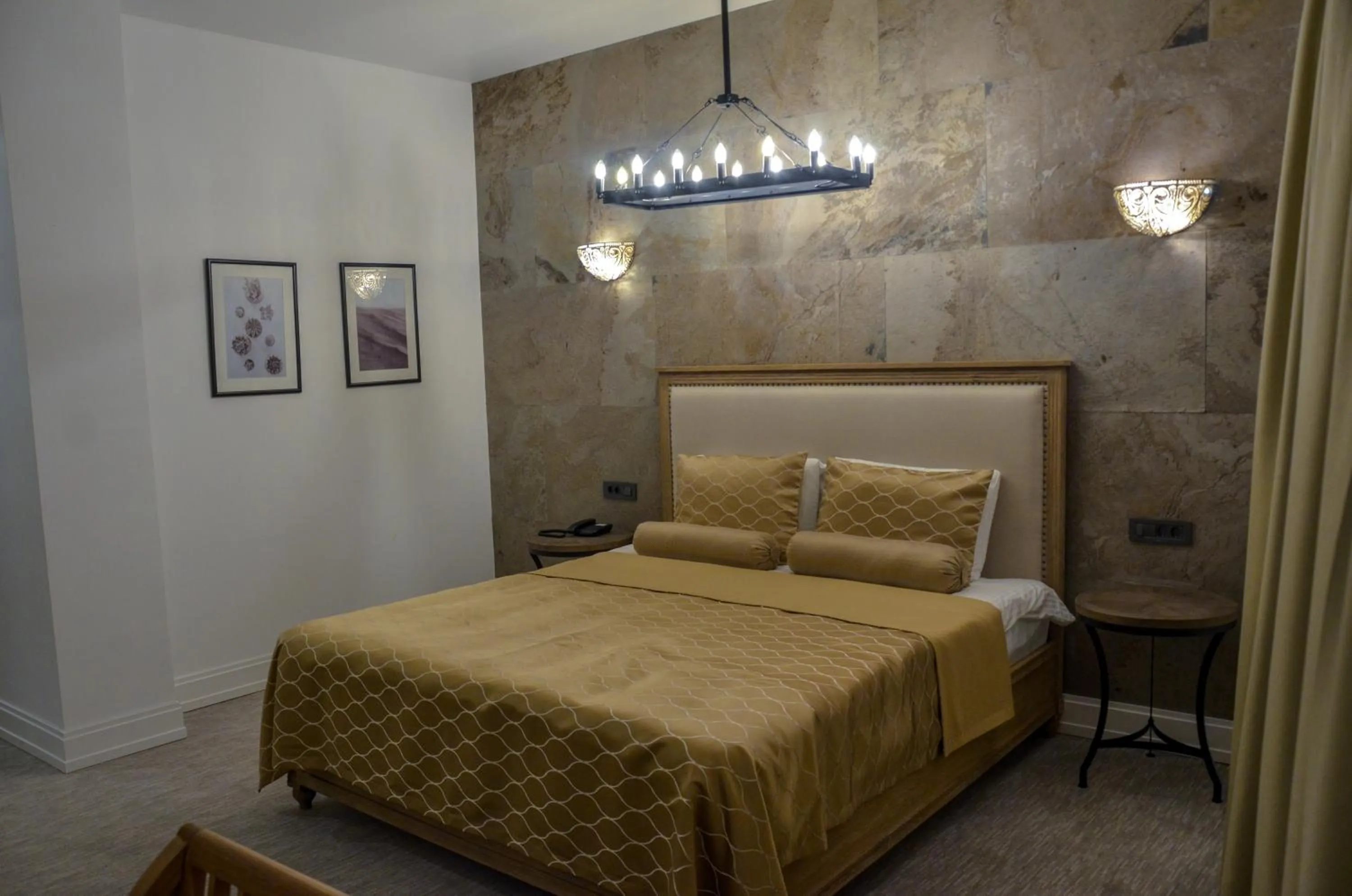 Bed in Shirvanshah Hotel