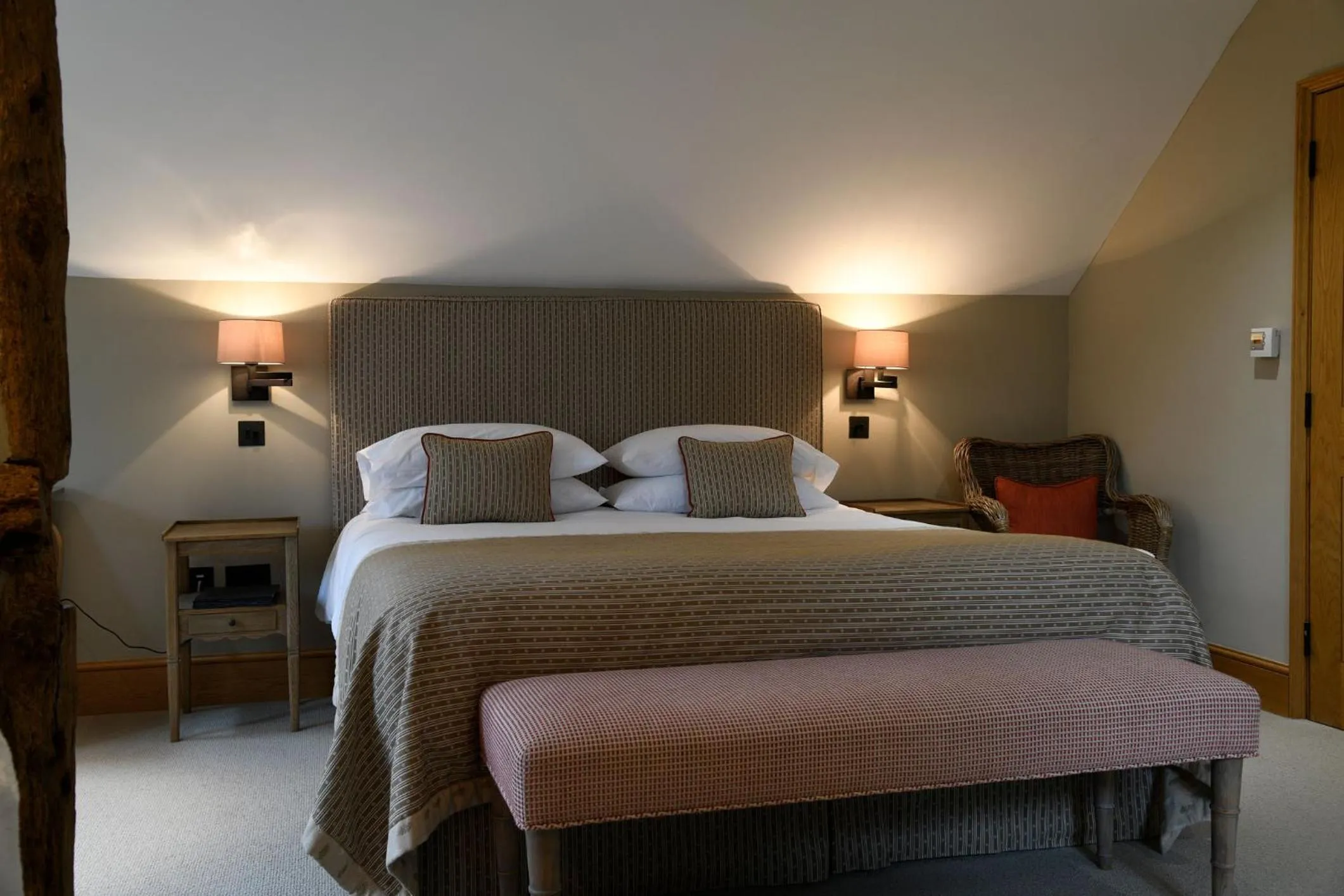 Bedroom, Bed in The Bell at Ramsbury