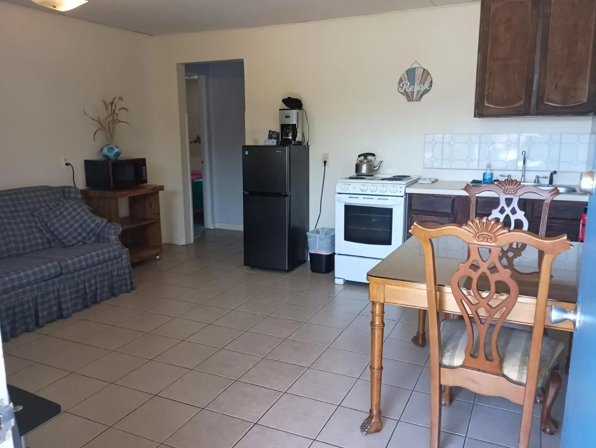 Two Bedroom Suite in Ocean Avenue Inn Two Bedroom Suite in Ocean Avenue Inn