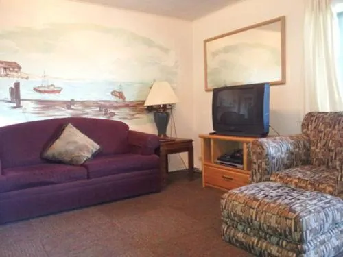 Family Suite in Ocean Avenue Inn