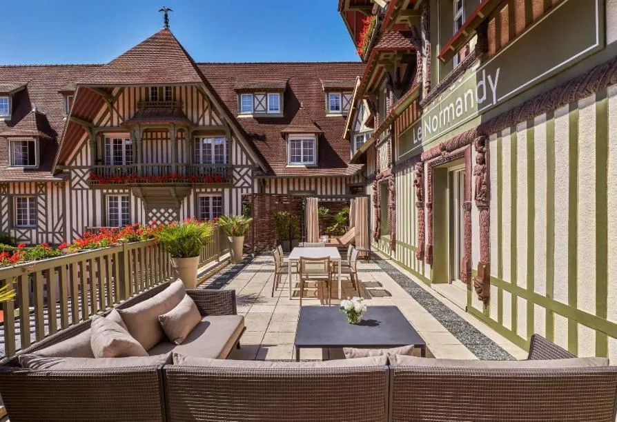 Balcony/Terrace in Hôtel Barrière Le Normandy