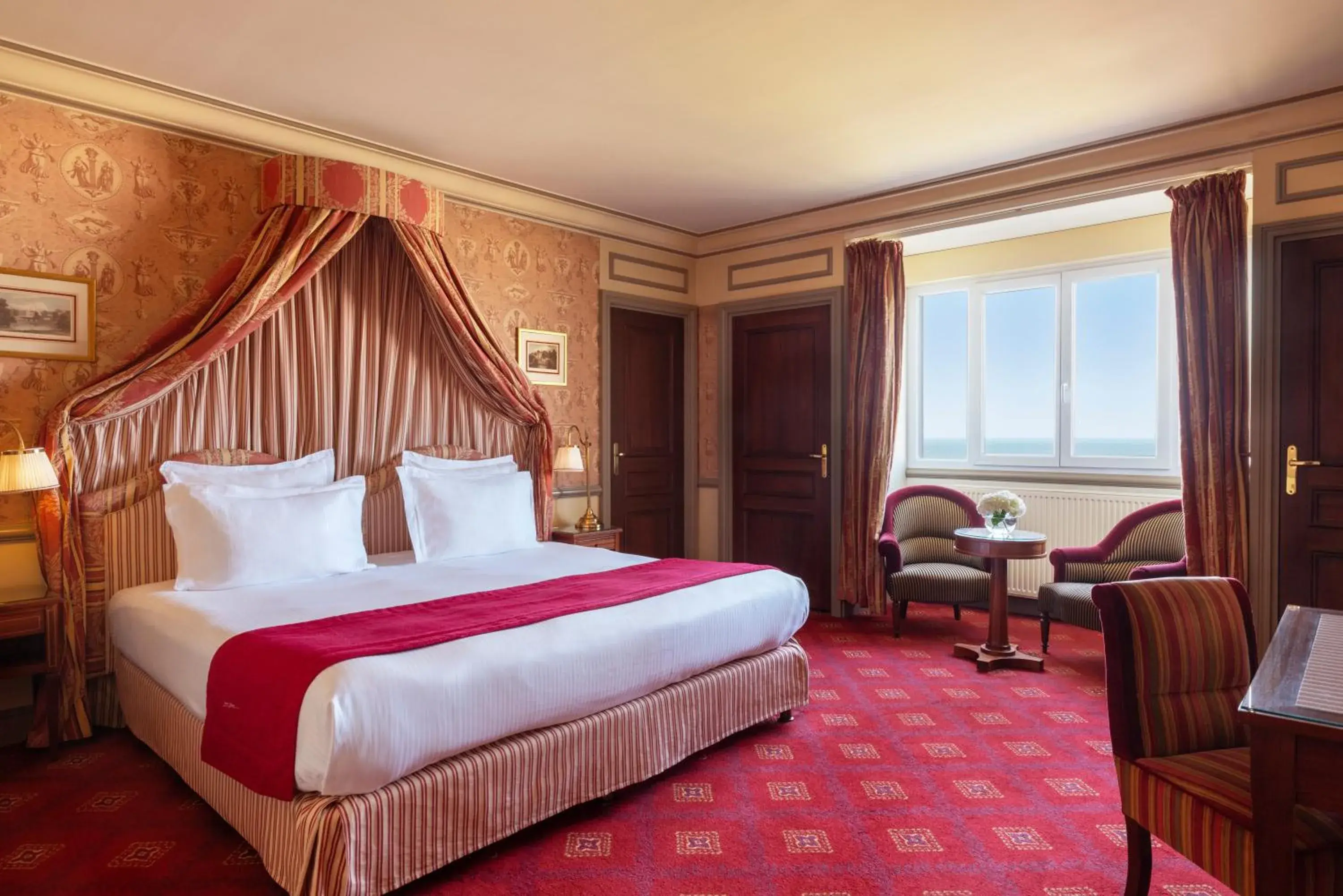 Superior Double or Twin Room with Sea View in Hôtel Barrière Le Royal Deauville Superior Double or Twin Room with Sea View in Hôtel Barrière Le Royal Deauville