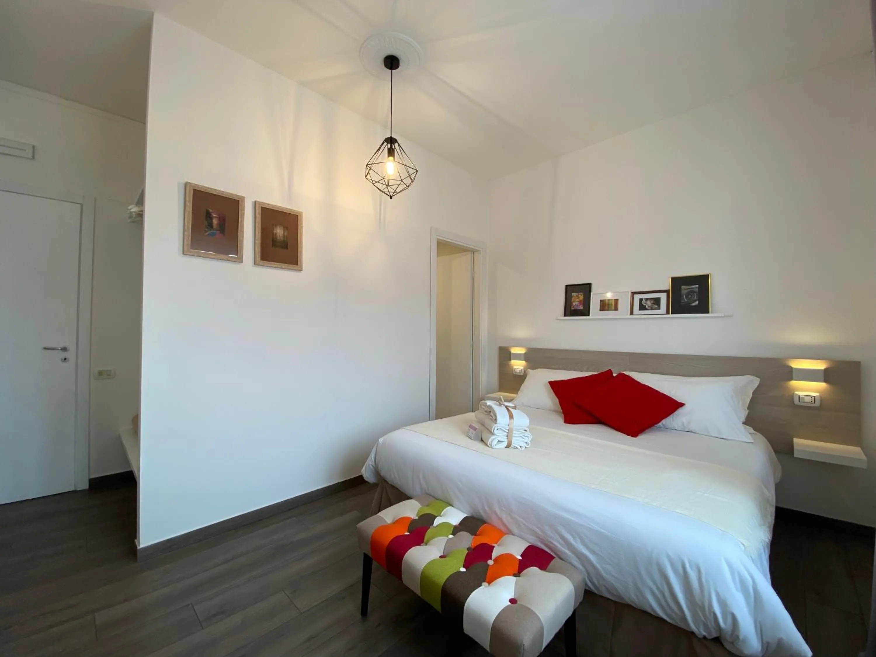 Bedroom, Bed in Ma&Mi Light Rooms