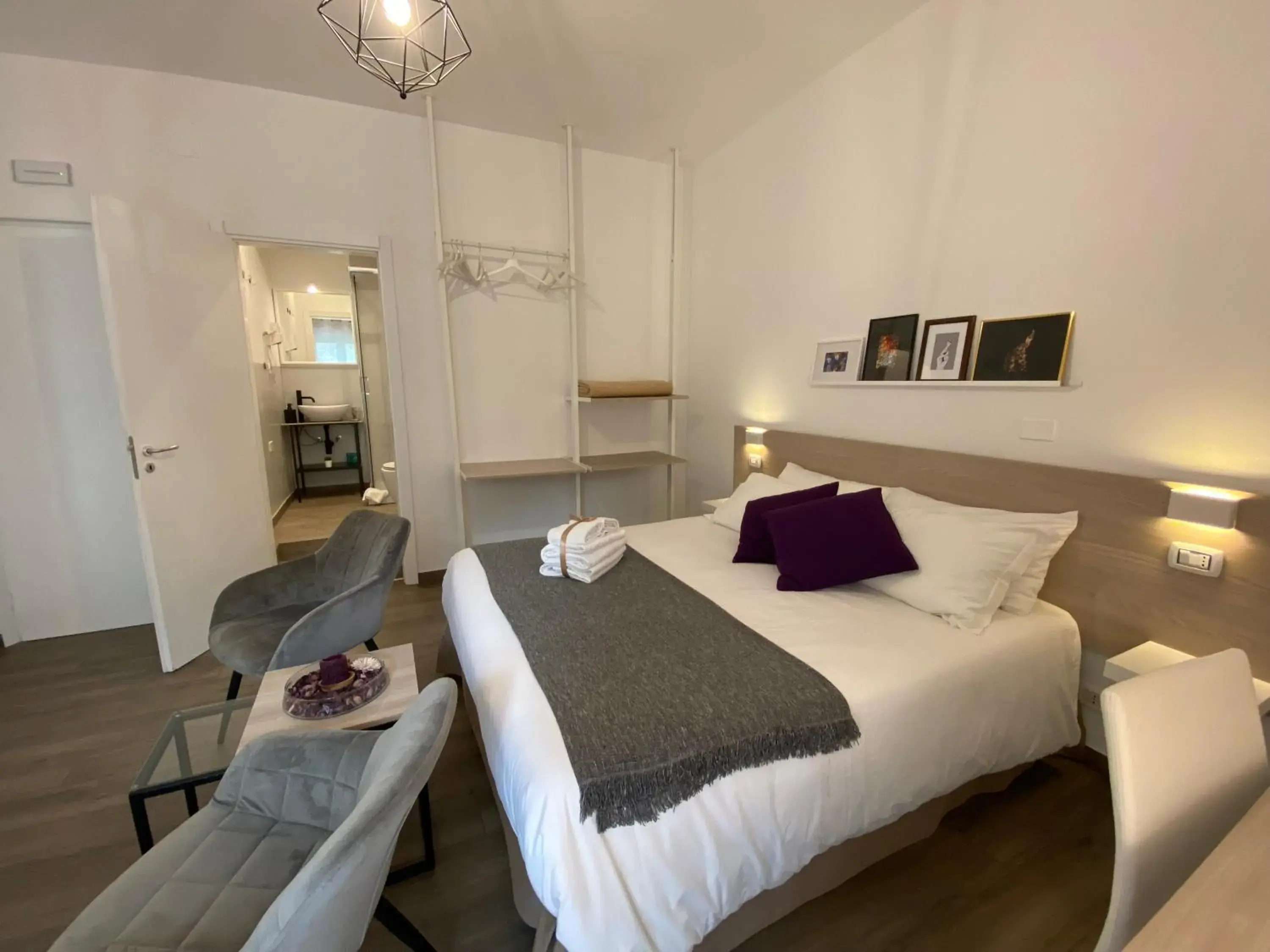 Superior Double Room in Ma&Mi Light Rooms Superior Double Room in Ma&Mi Light Rooms