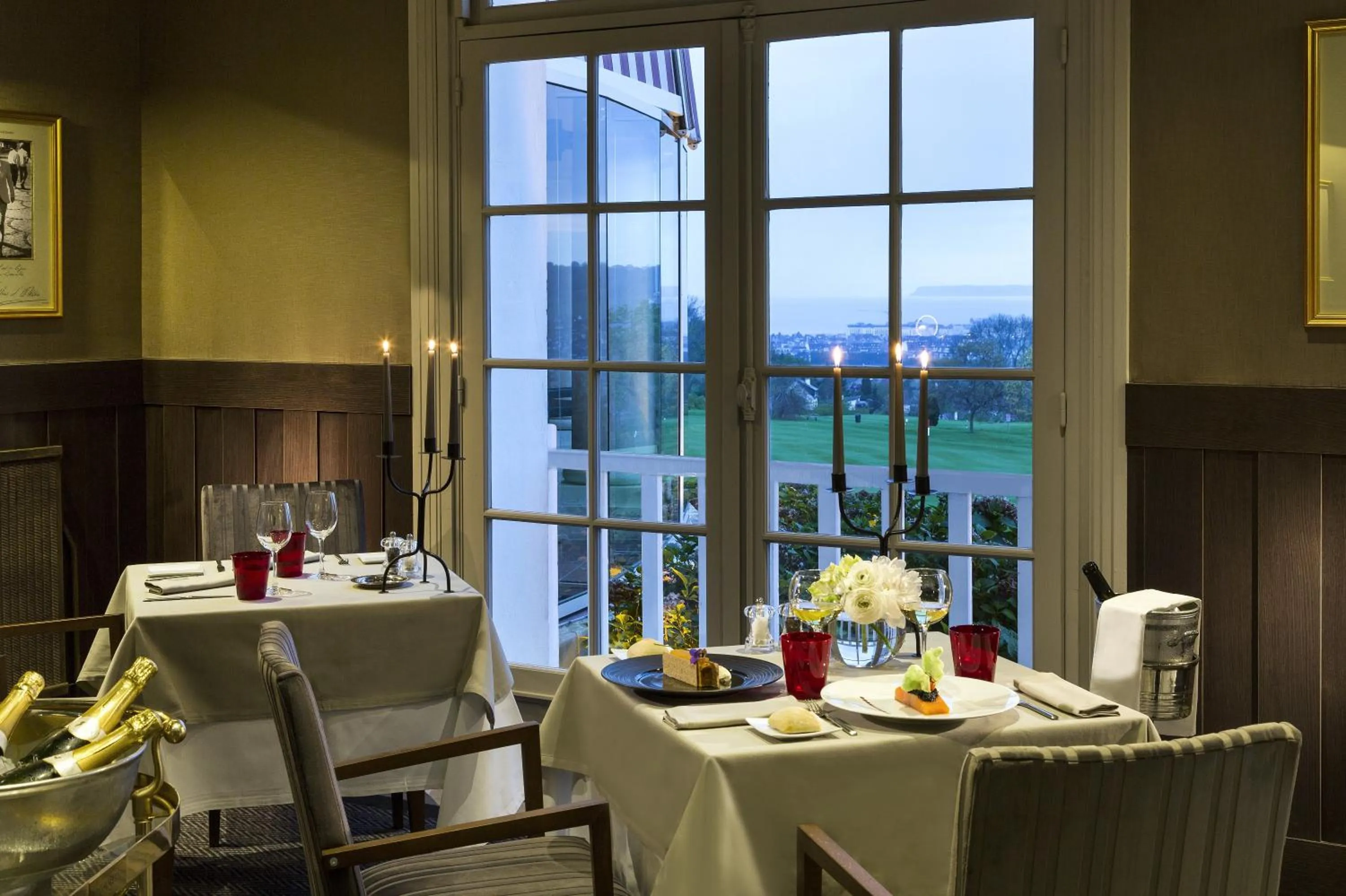 Restaurant/places to eat in Hôtel Barrière L'Hôtel du Golf