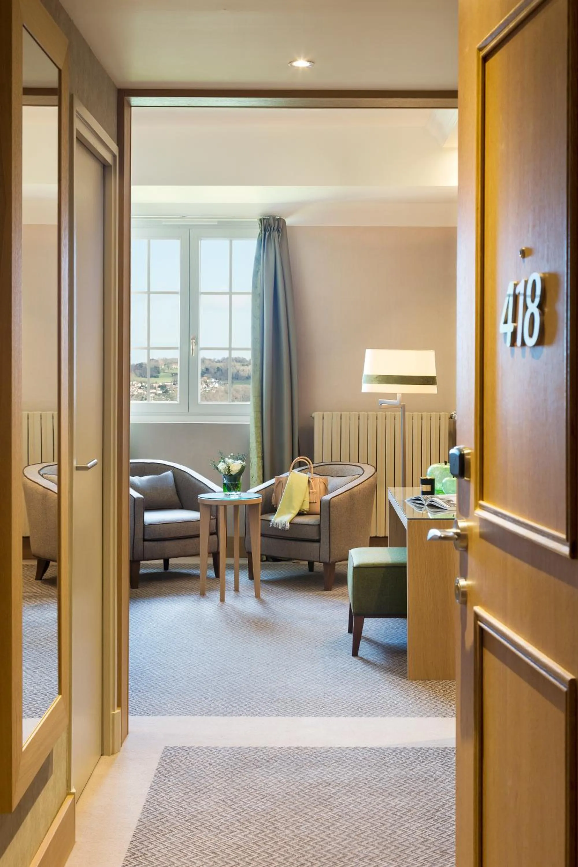 Decorative detail, Bed in Hôtel Barrière L'Hôtel du Golf