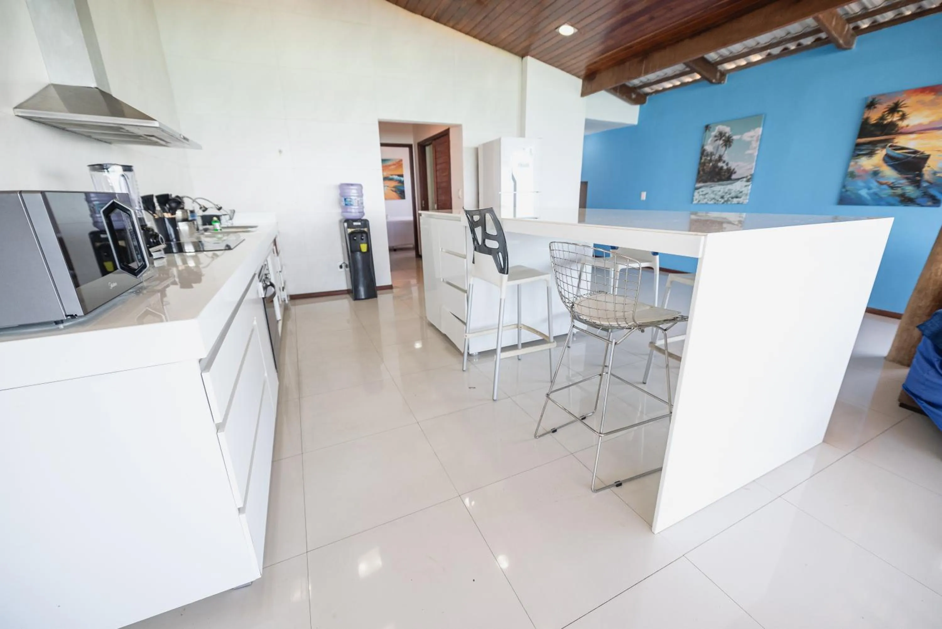 Kitchen or kitchenette in Cobertura exclusiva em ponta negra com vista para o mar