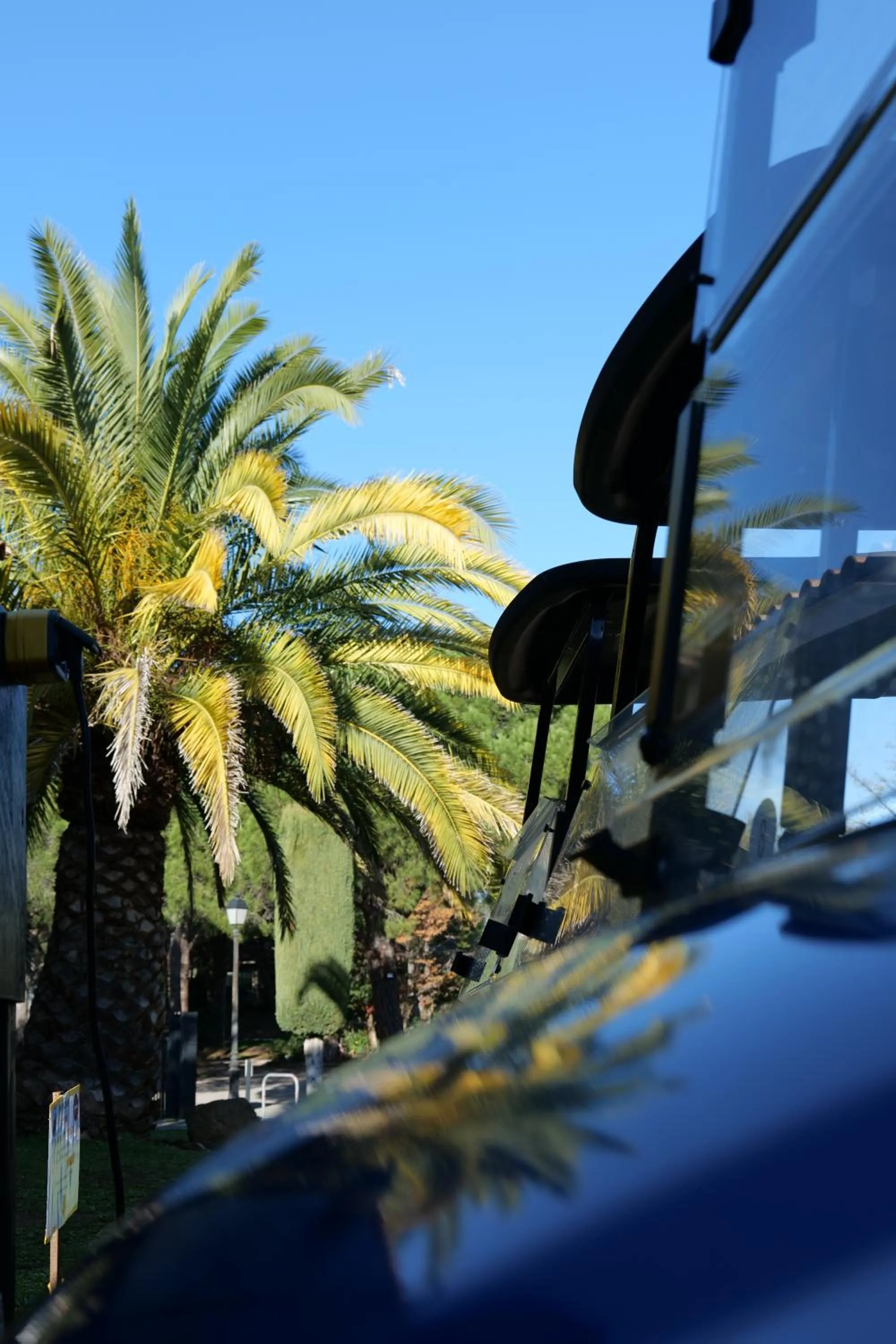 Golfcourse in Garrigae Domaine de l'Esterel - piscine & SPA Cinq Mondes